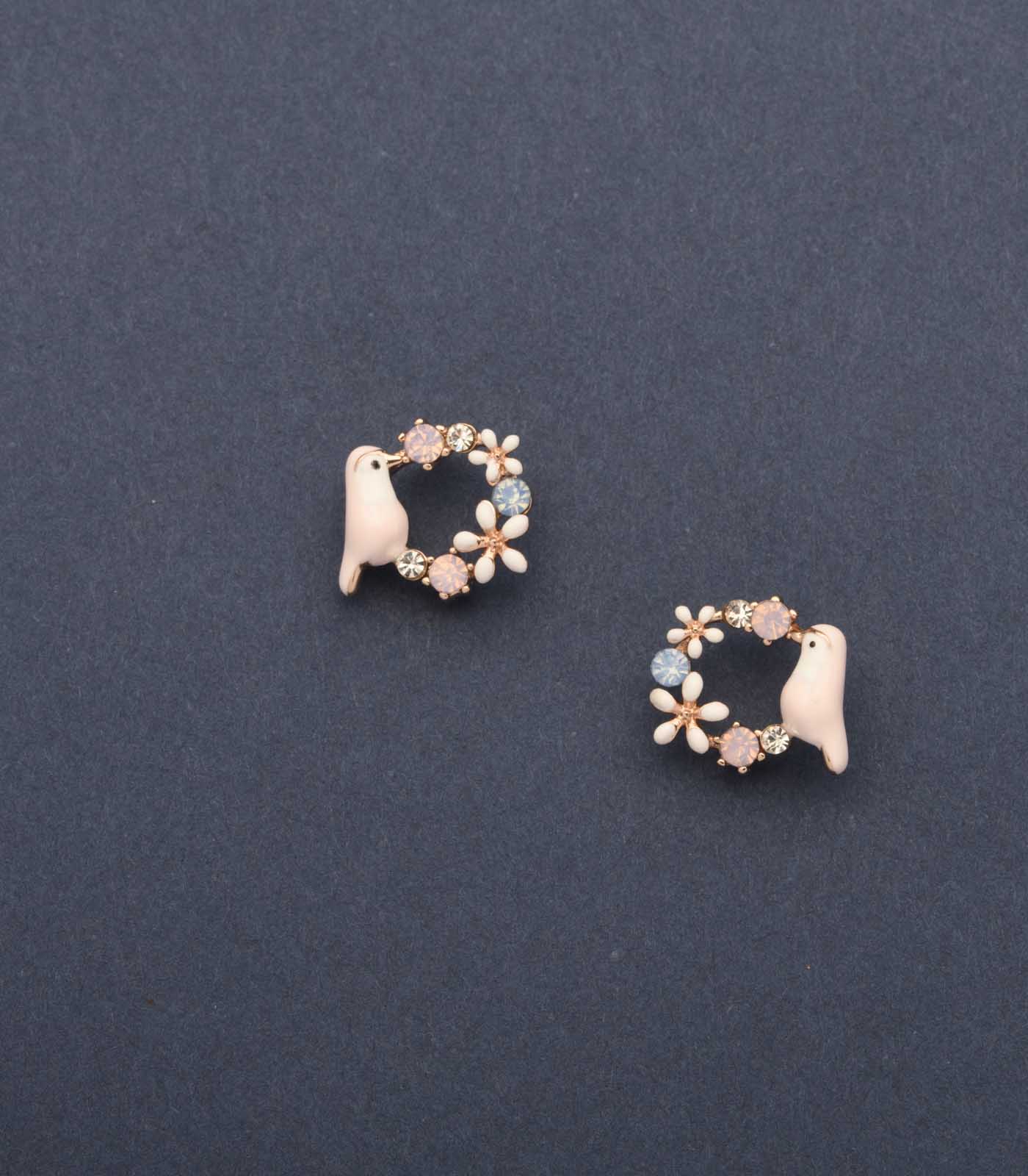 Beautiful Tiara Of Flowers And Birds Tops (Brass)