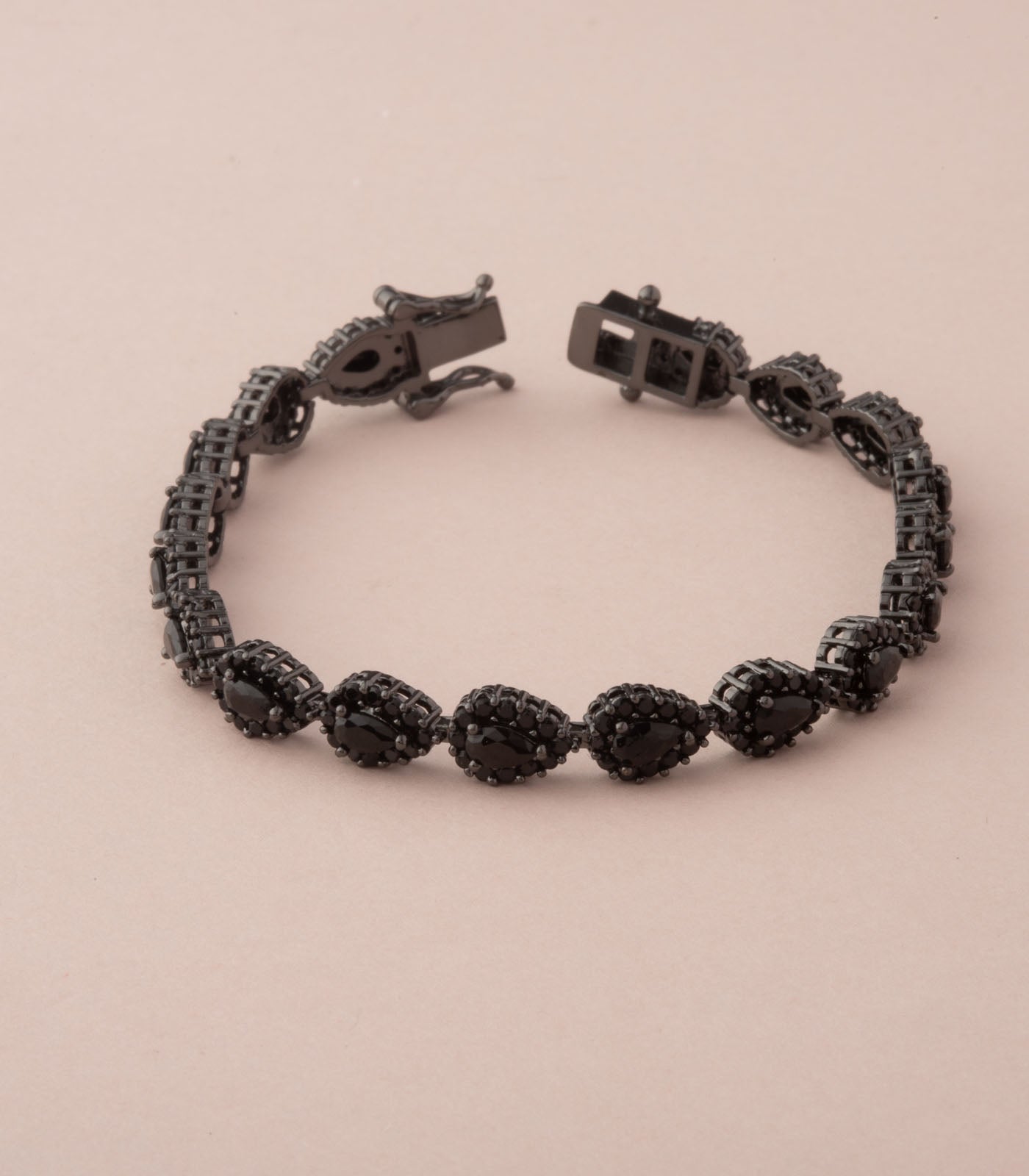 Bella Beauty Bracelet (Brass)