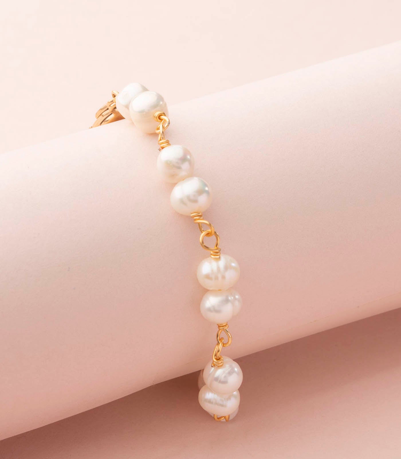 Dancing Pearls bracelet (Brass)