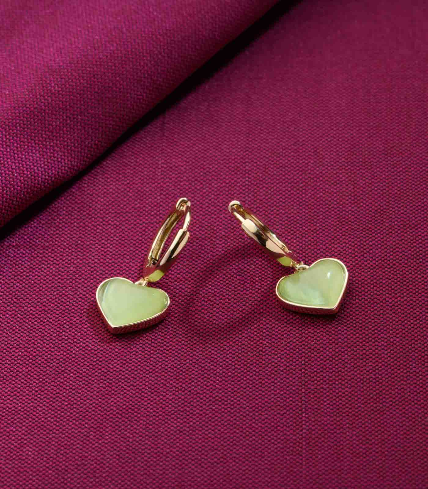 Dangling Green Earrings (Brass)