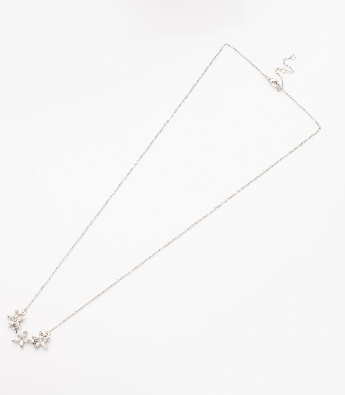 Trio-Flora Necklace (Brass)