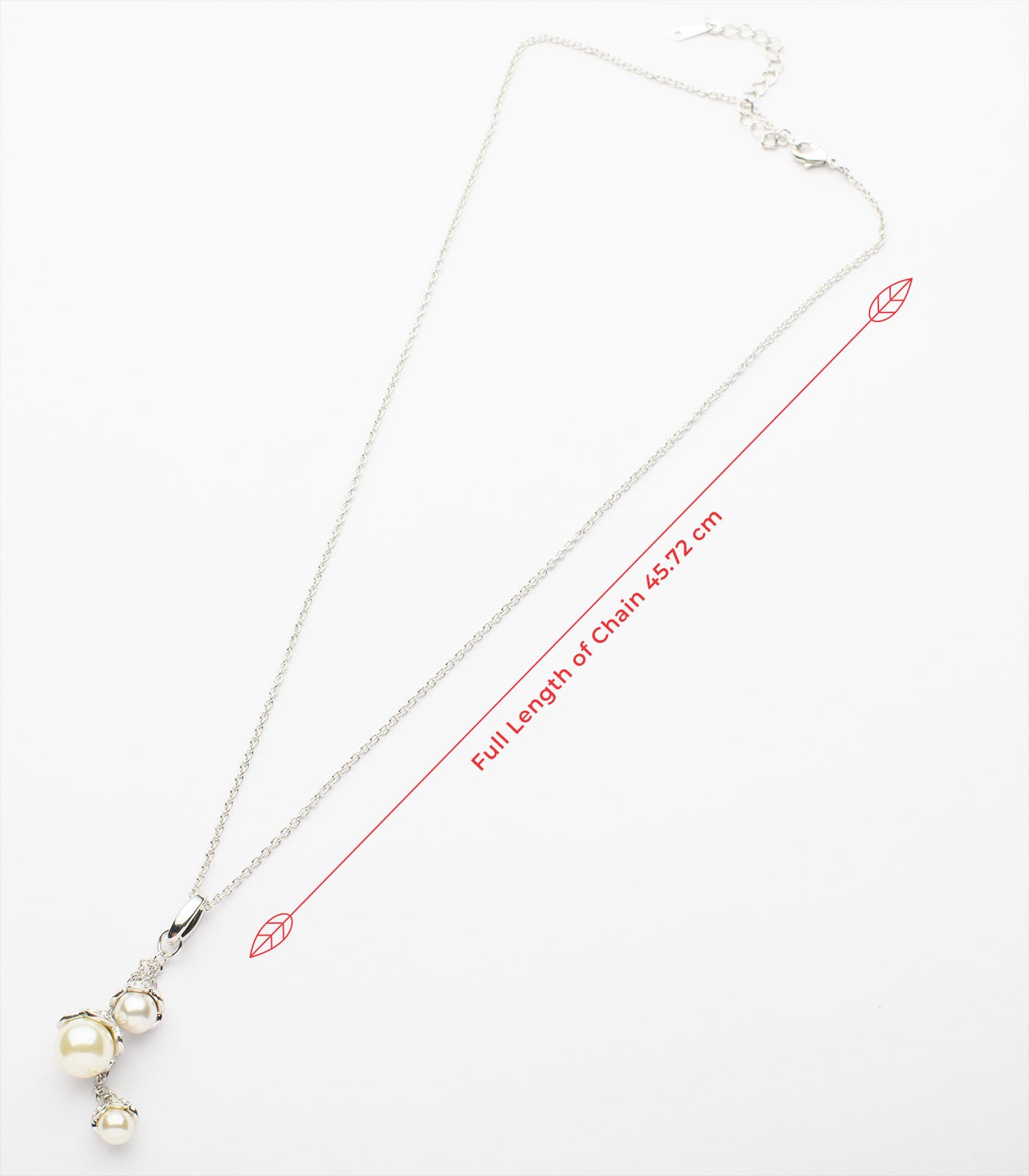 Finely Detailed Chandelier Of Shiny Pearls Necklace (Brass)