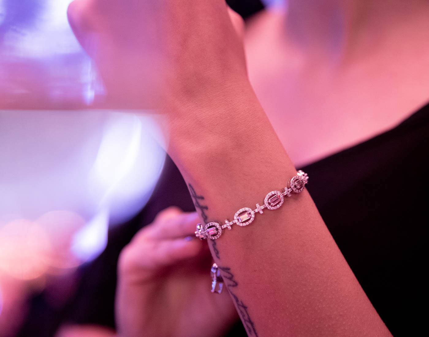 Chic Links Bracelet (Brass)