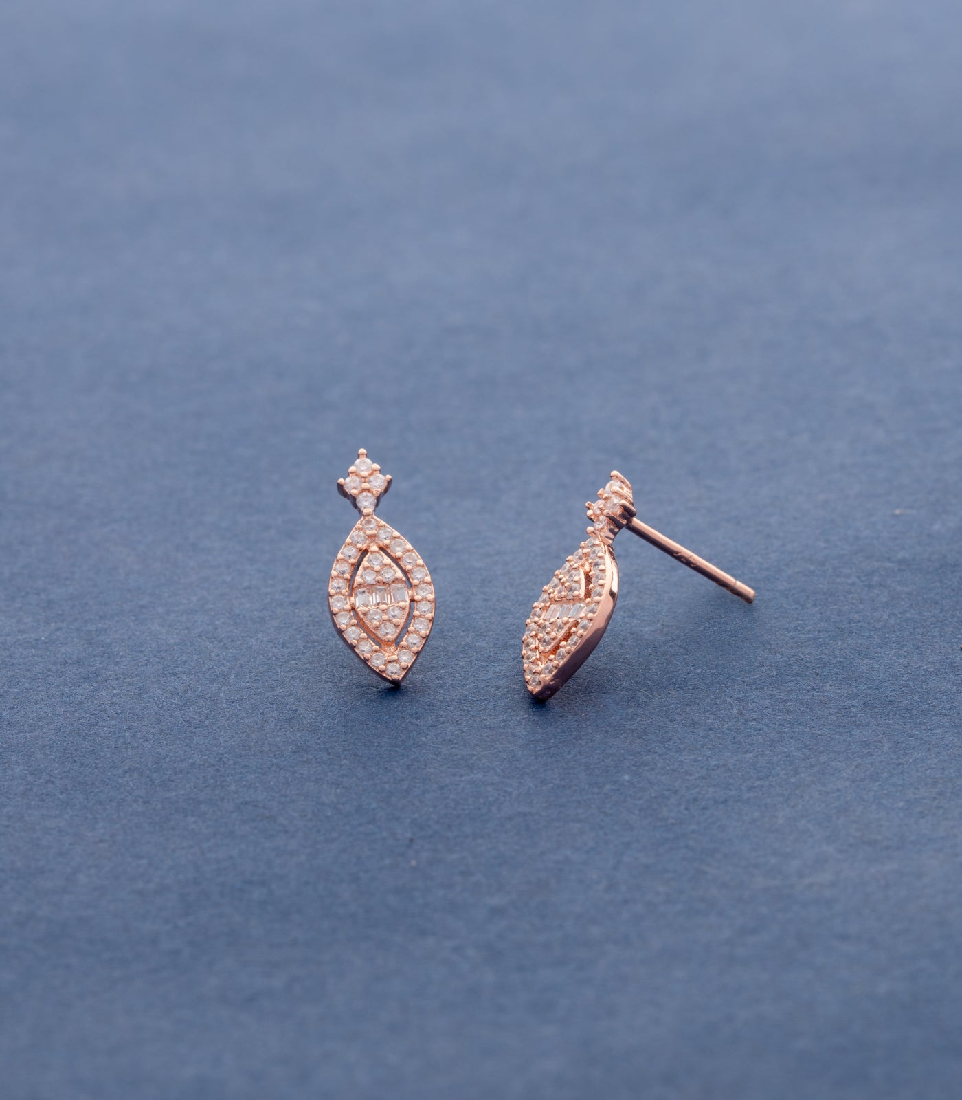 Classy Croissant Earrings (Silver)