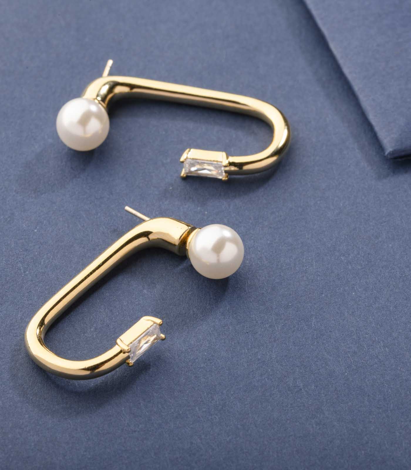 Classy Golden Hoop Of Pearls And Shiny Stones Earrings (Brass)