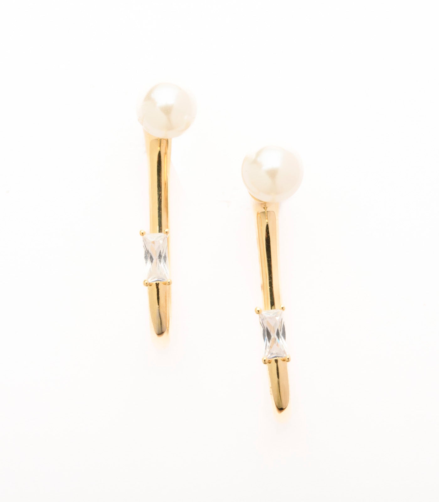 Classy Golden Hoop Of Pearls And Shiny Stones Earrings (Brass)