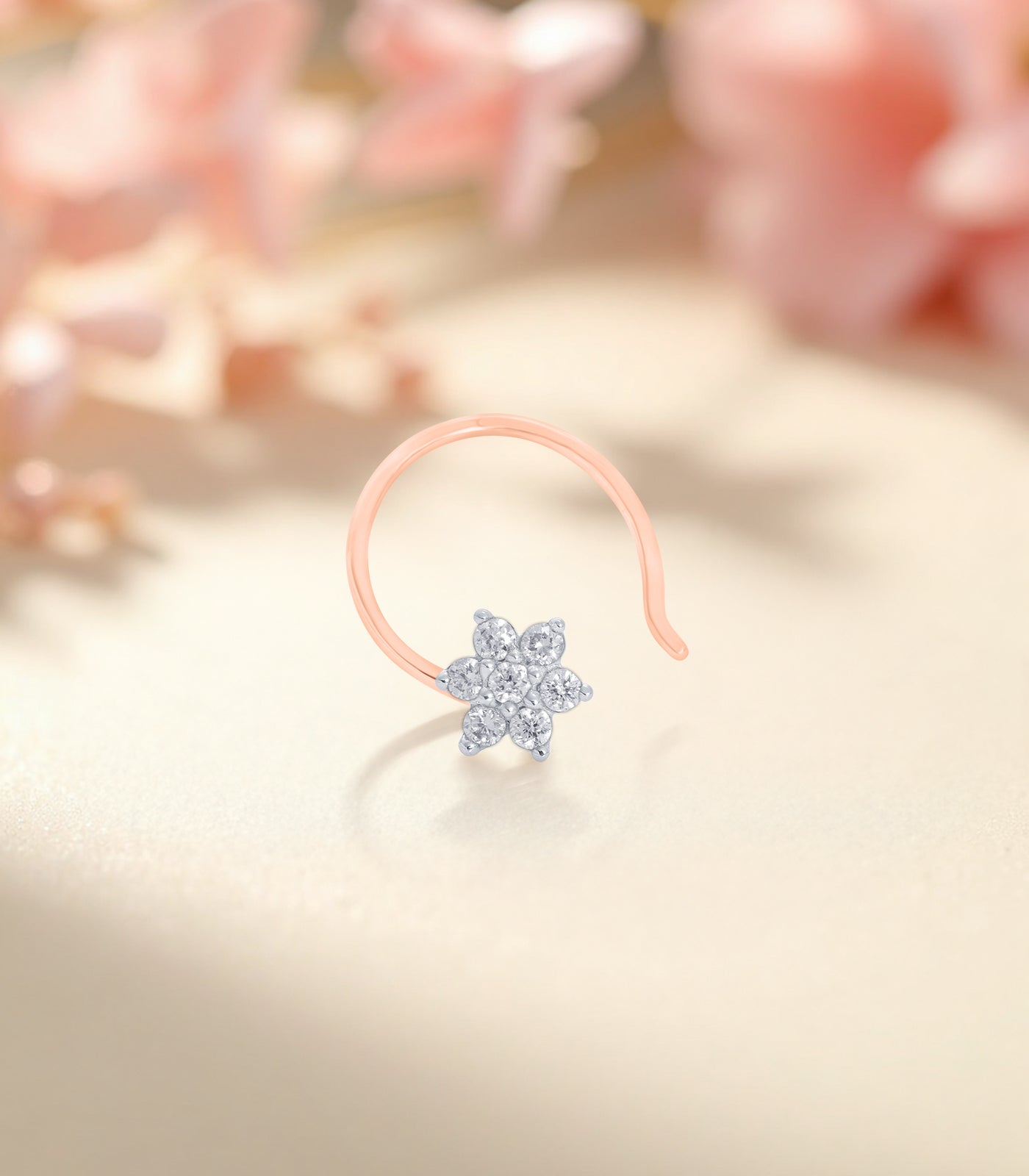 Diamond Flower Shaped Nosepin (Pierced)
