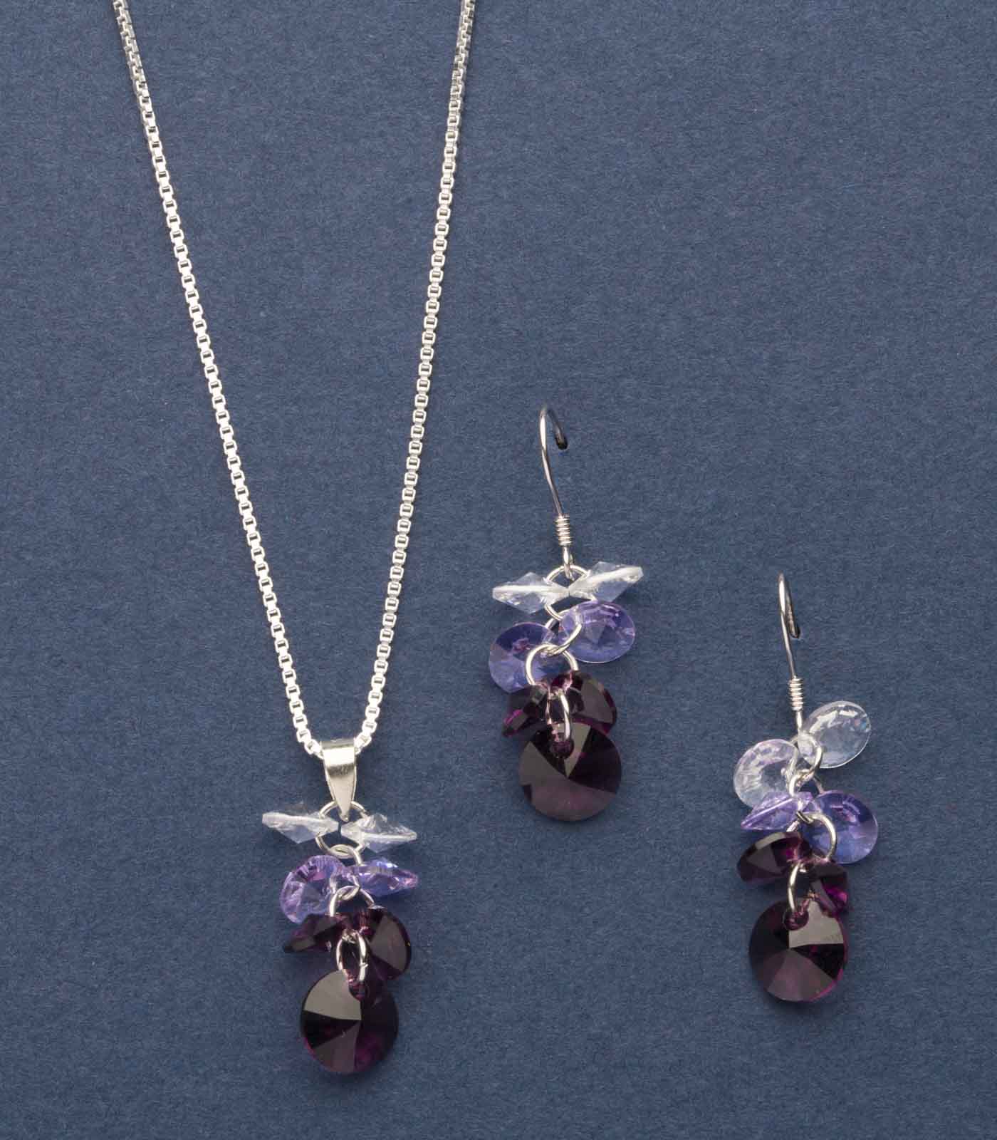 Dangling Gem Pendant (Silver)