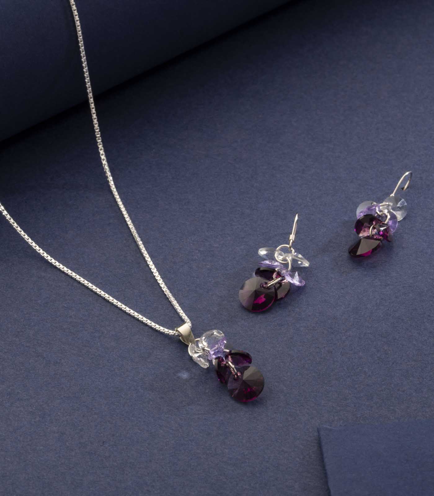 Dangling Gem Pendant (Silver)