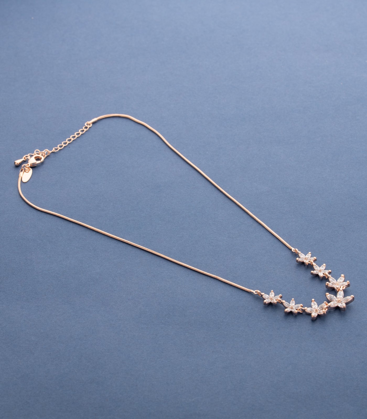 Dazzling Flower Necklace (Brass)