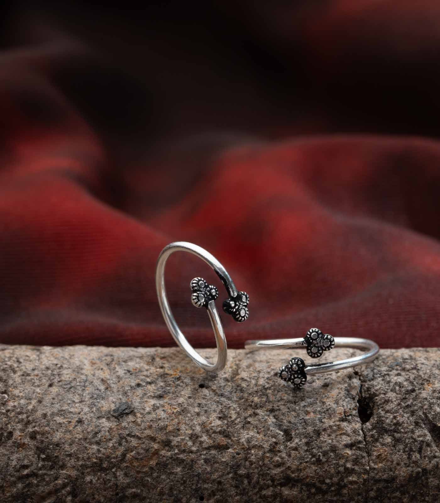 Png Silver Jodvi Price Toe Rings Buy Fancy Toe Rings Gargi