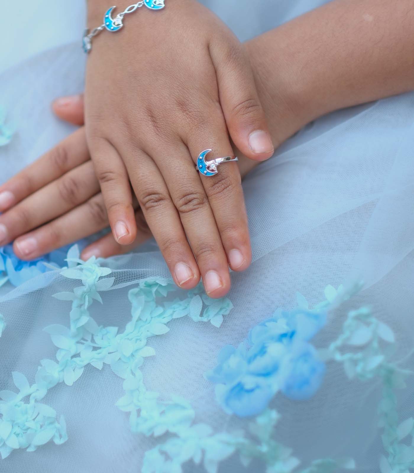 Moonshine Finger Ring (Silver)