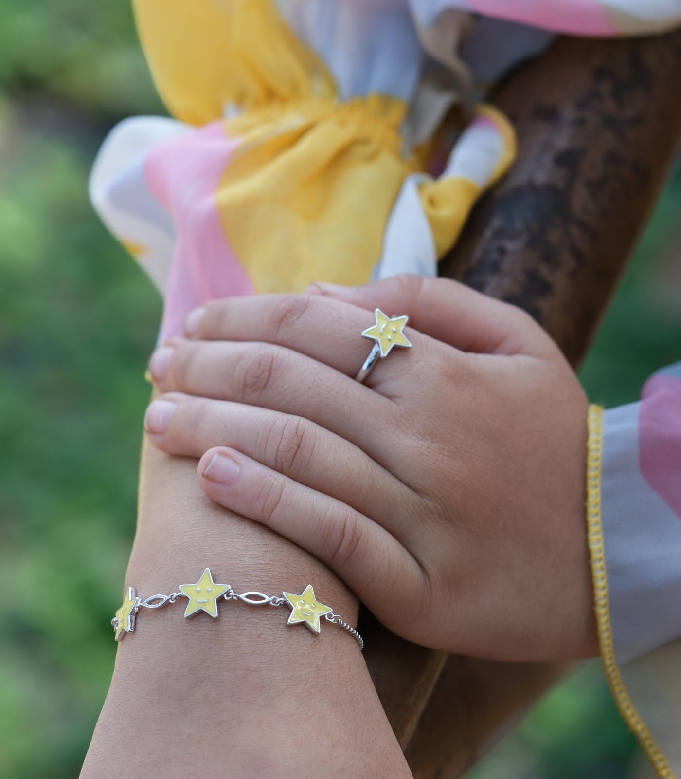 Yellow Star Bracelet (Silver)