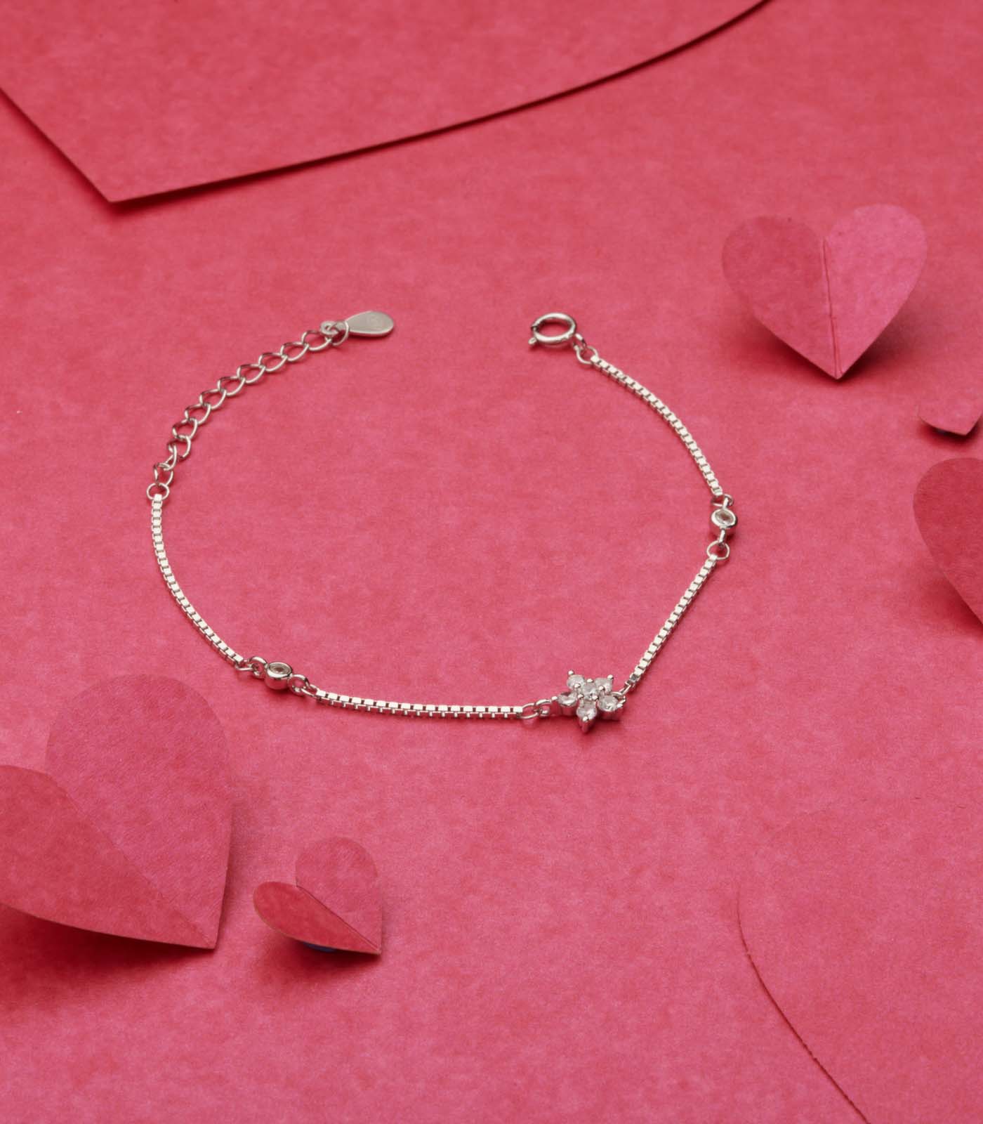 Flower Shaped Bracelet (Silver)