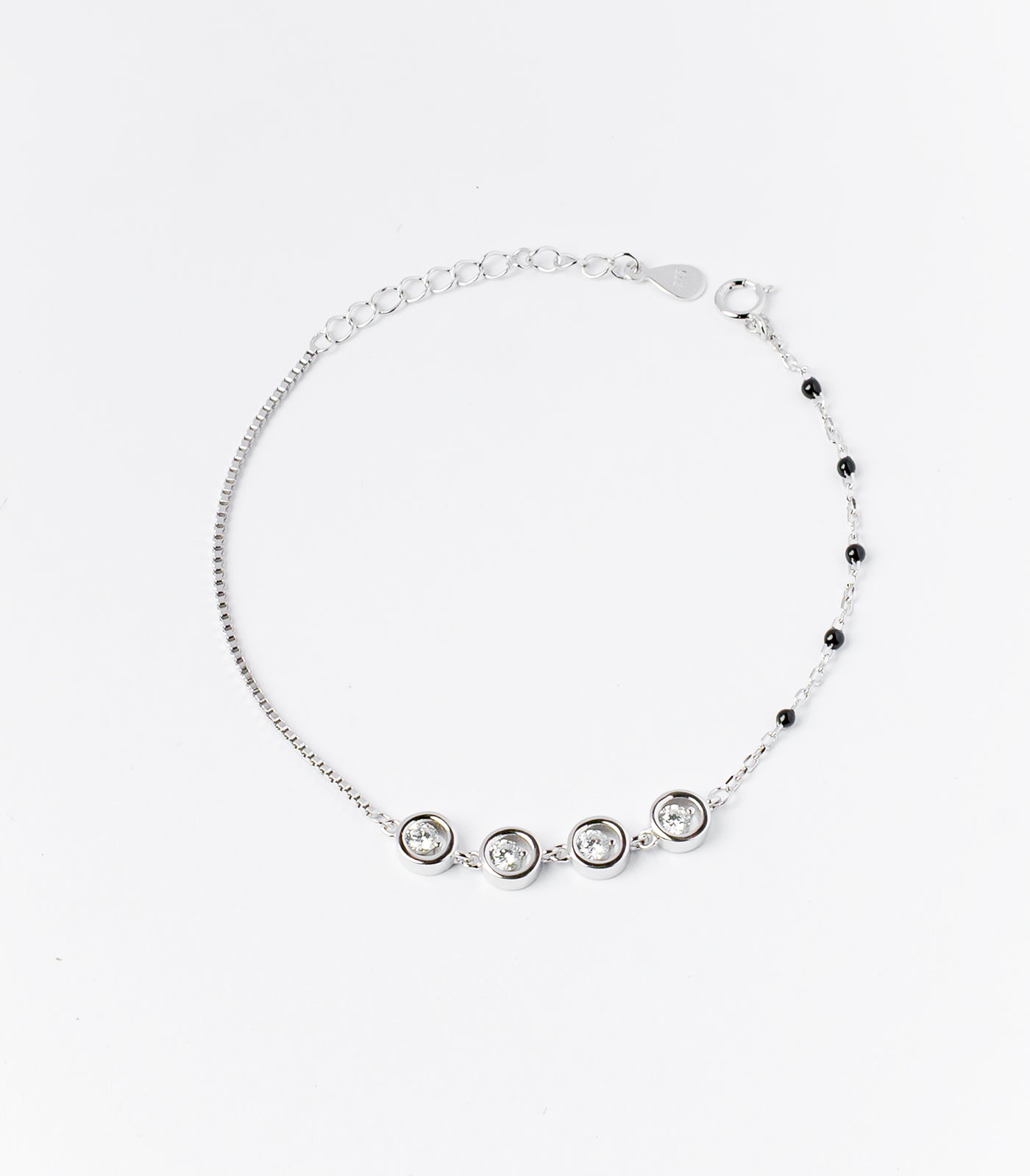 Glimmering Motifs Bracelet (Silver)