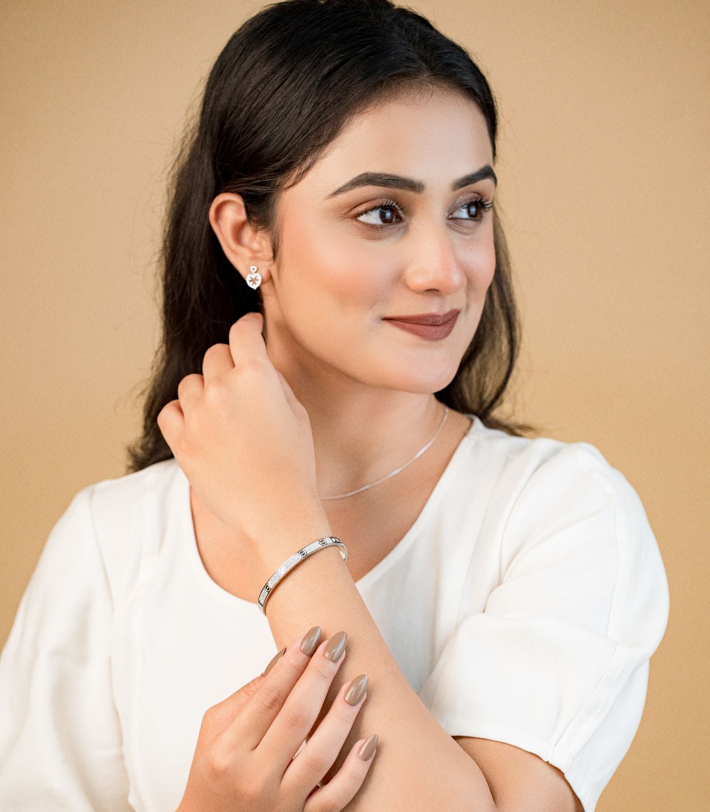 Designer Kada Bracelet (Silver)