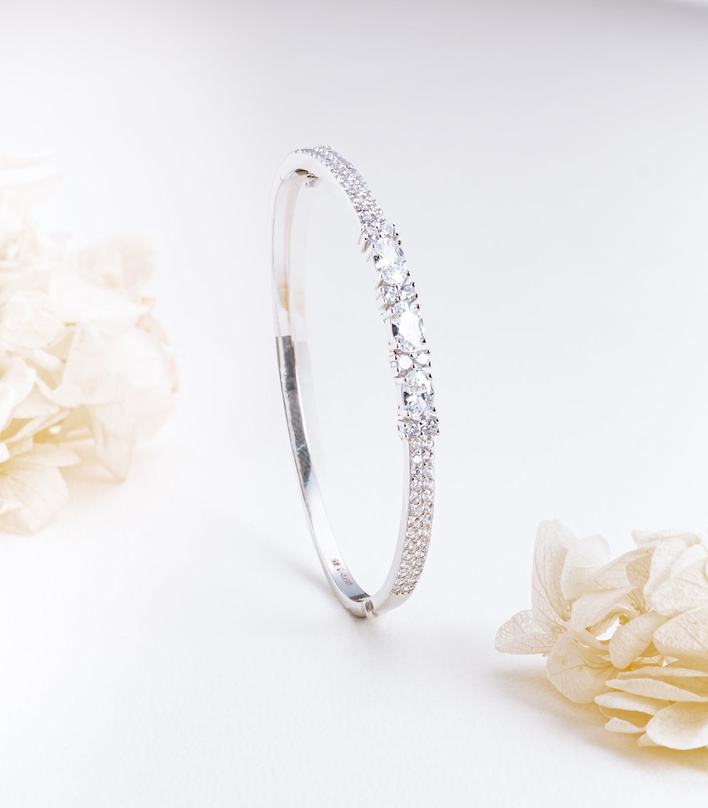 Sparkling Nirvana Bracelet (Silver)