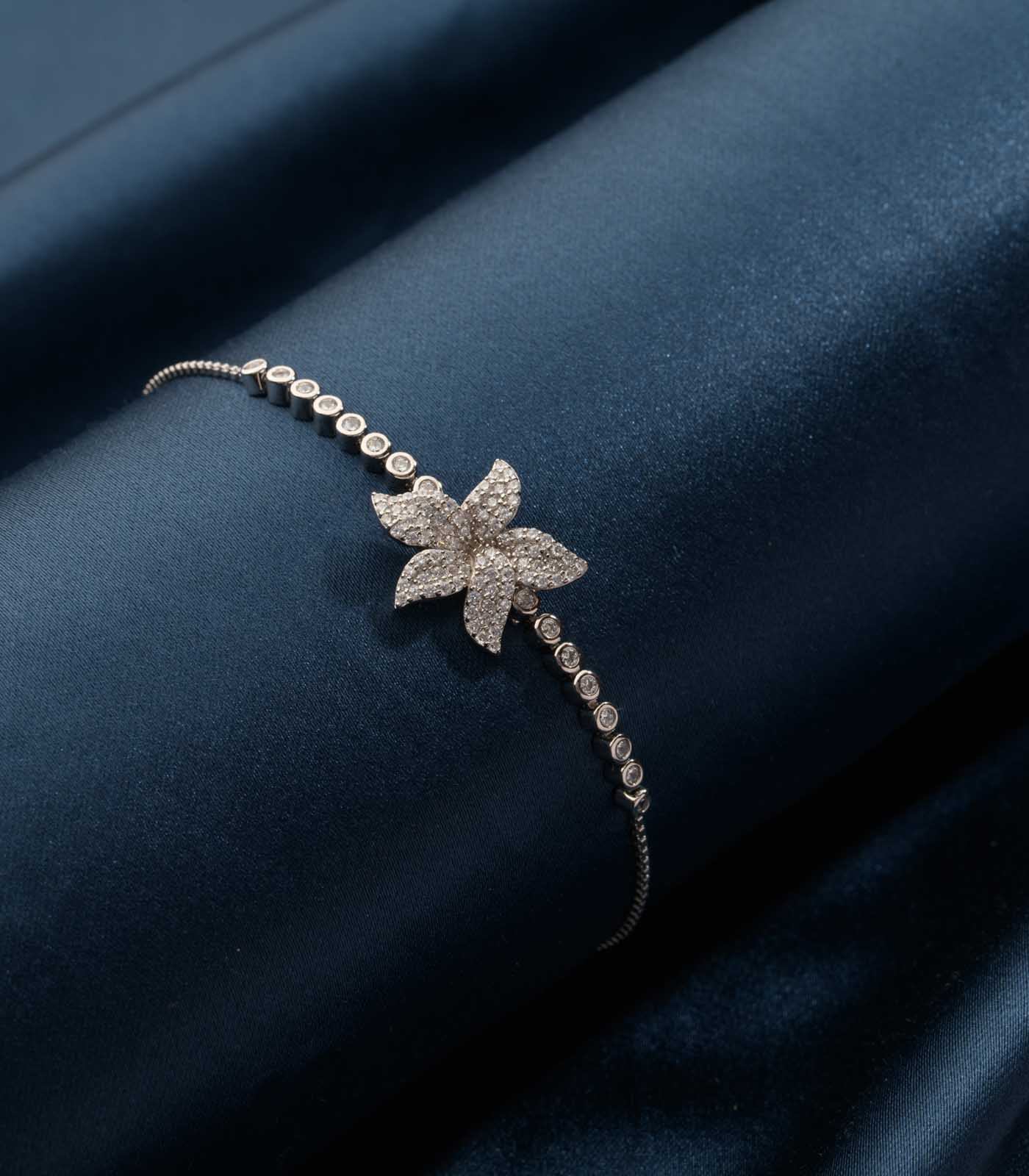 Blooming Love Bracelet (Silver)