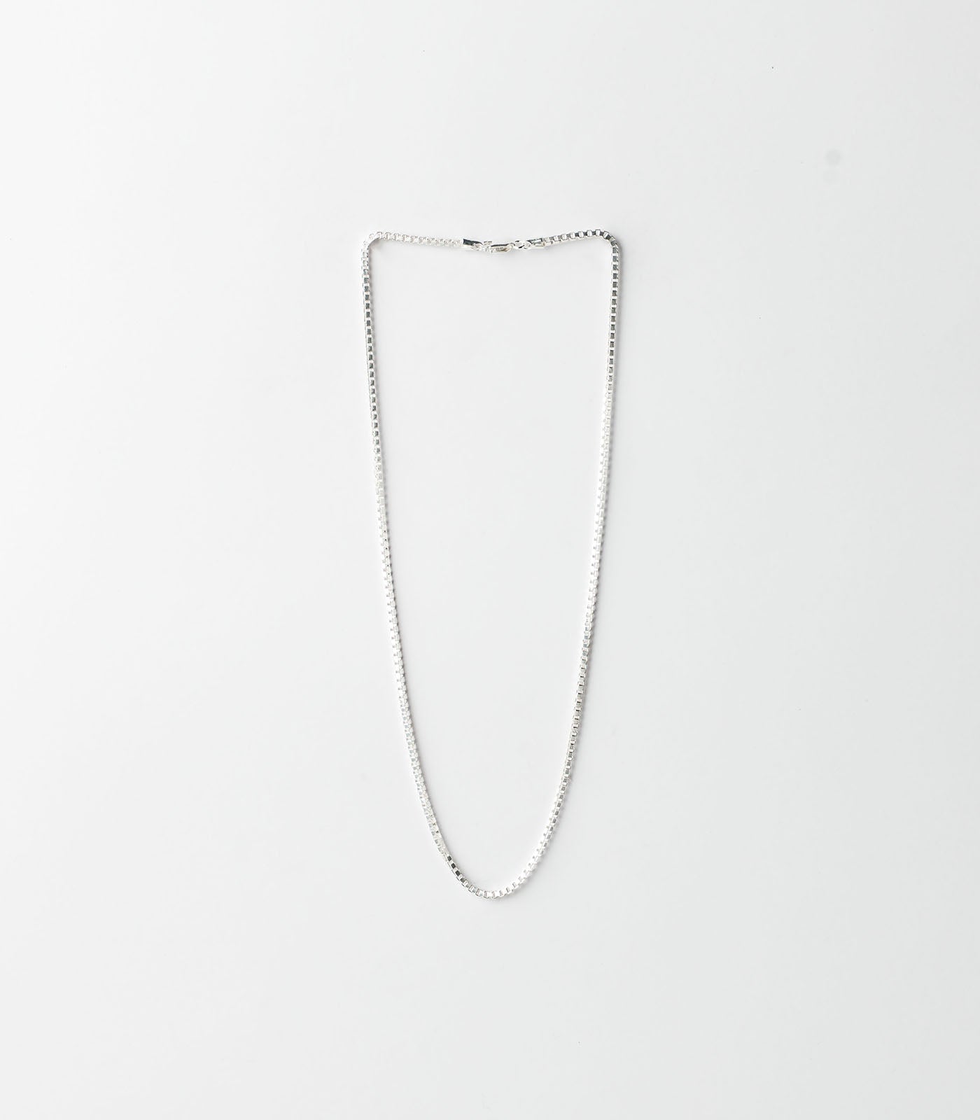 Tiny Motifs Mens Chain (45.7 cm) (Silver)