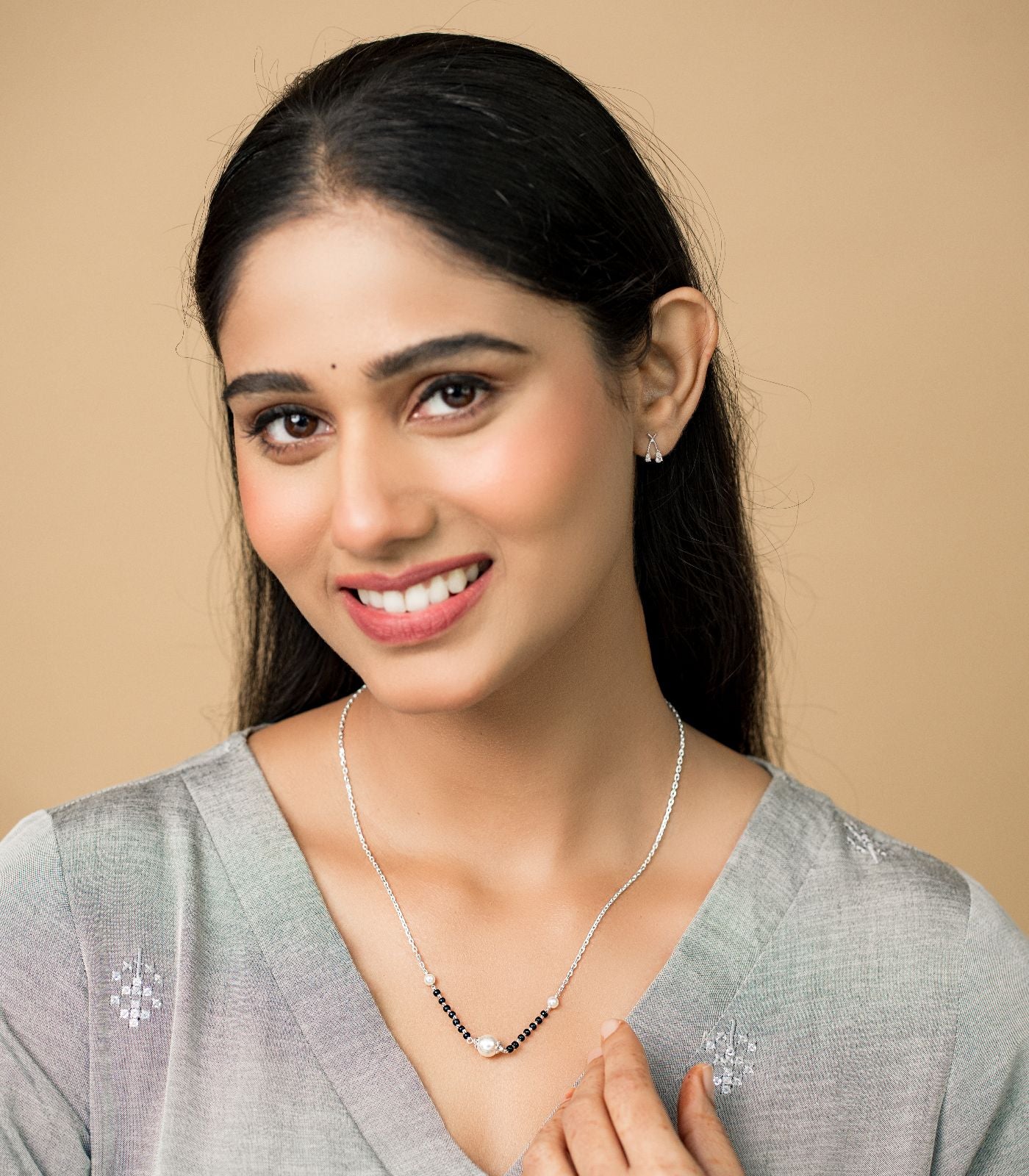 Silver Centered Pearl Mangalsutra