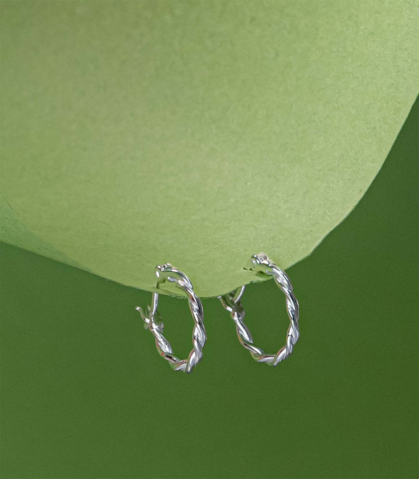 Classic Twisted Hoops Earrings (Silver)