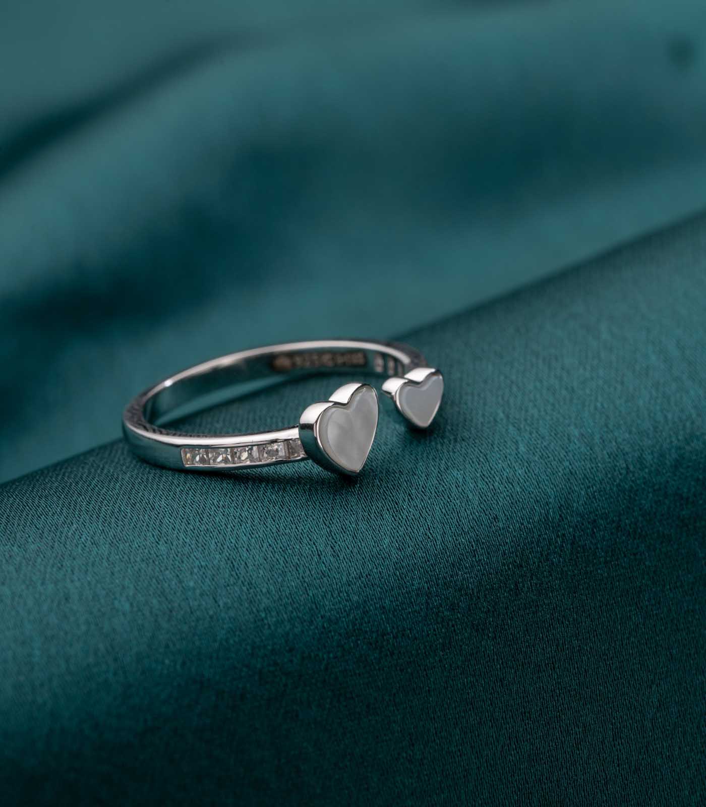 Heart Luxe Adjustable Finger Ring (Silver)