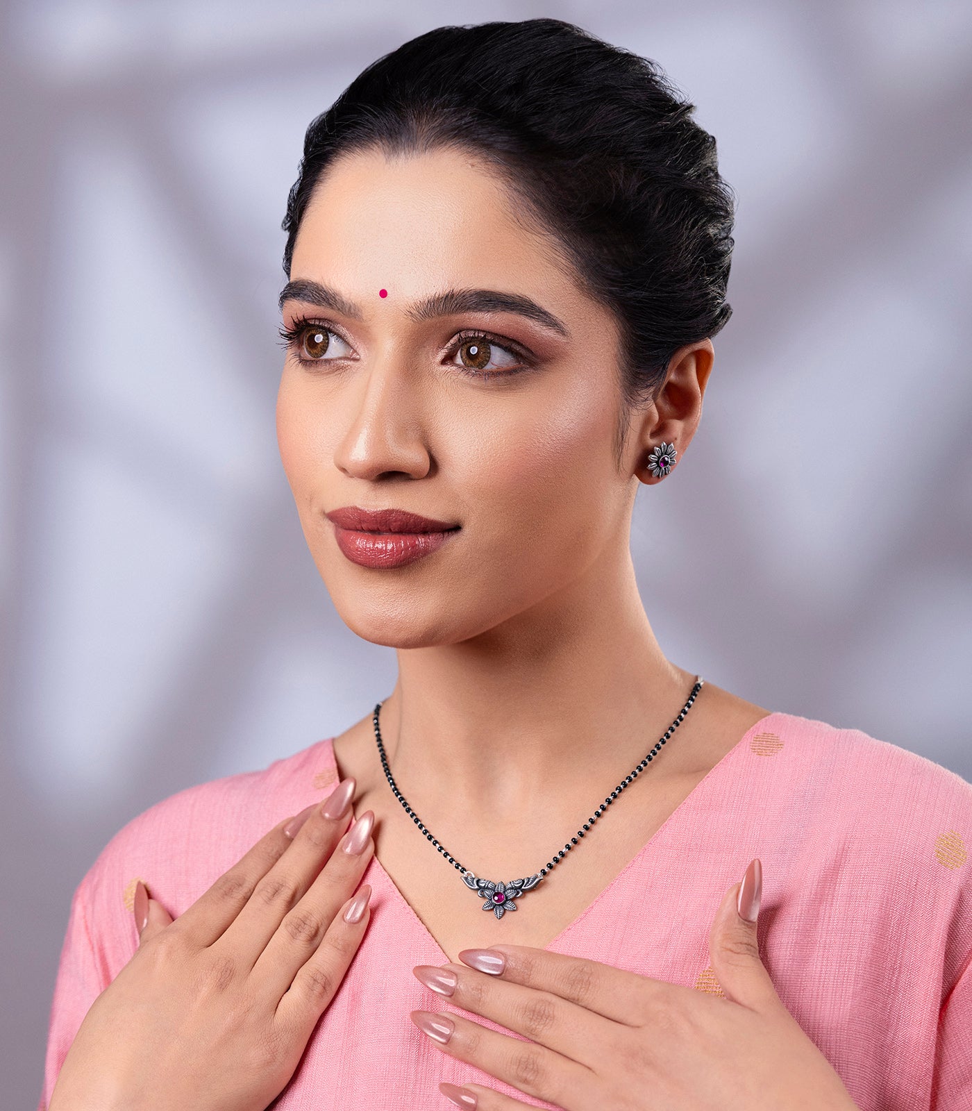Floral Charm Antique Mangalsutra Set (silver)
