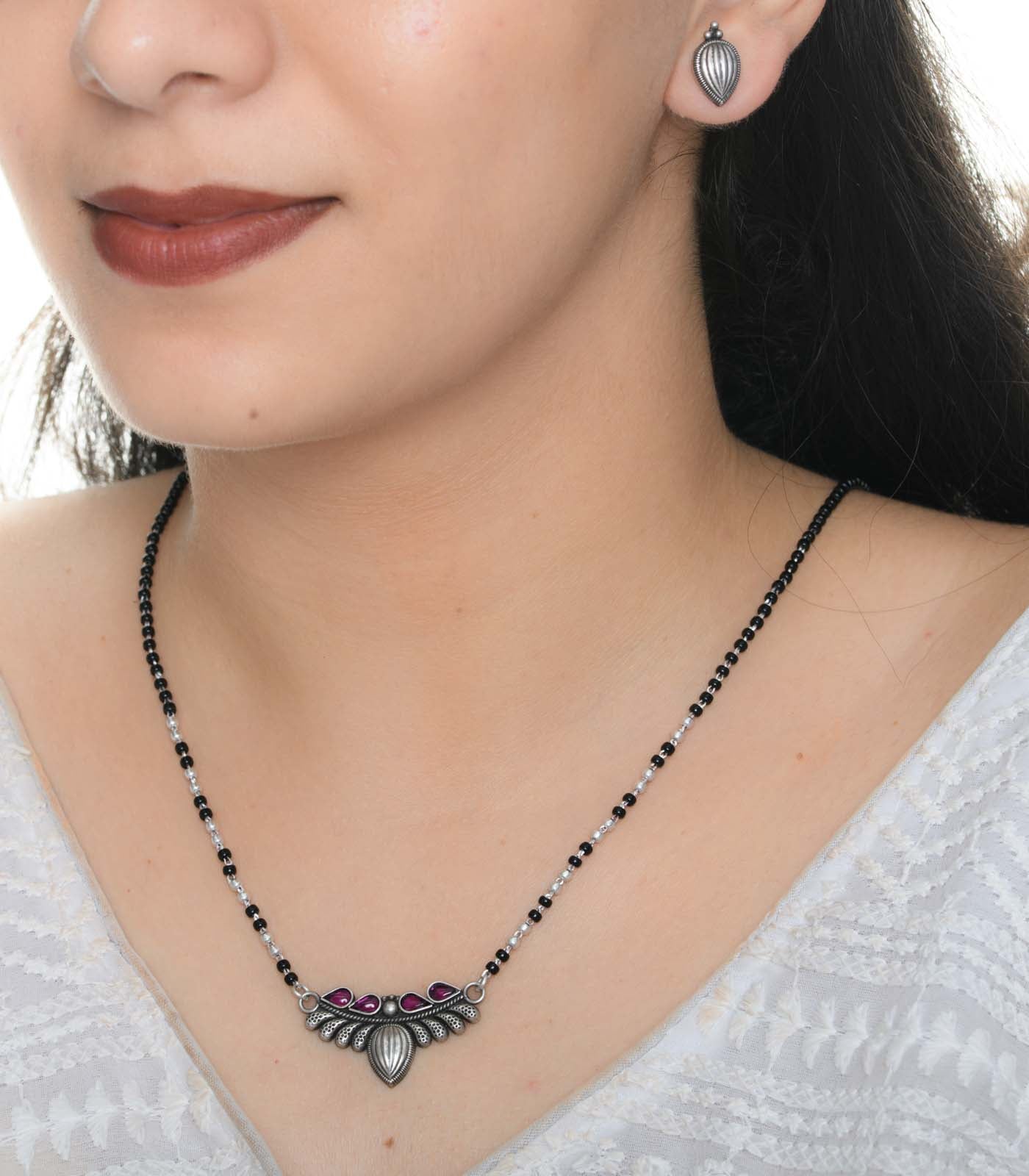 Voilet Stone Drop Shaped Antique Mangalsutra Set (Silver)