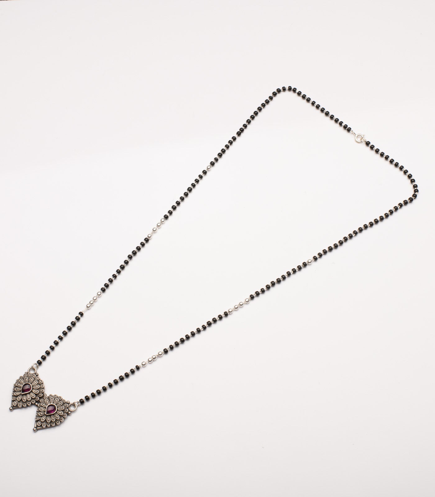 Twin Leaves Antique Mangalsutra Set (Silver)