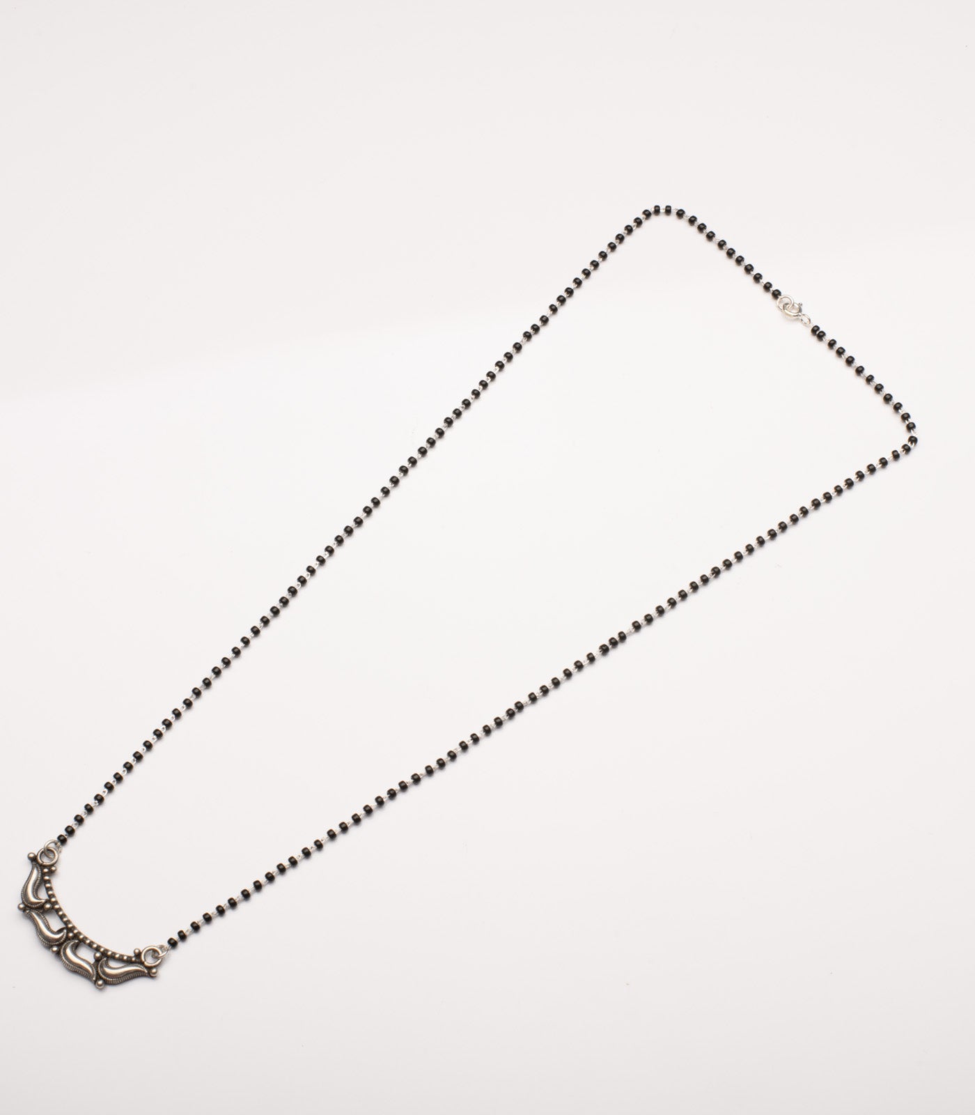 Swirl Motif Antique Mangalsutra Set (Silver)