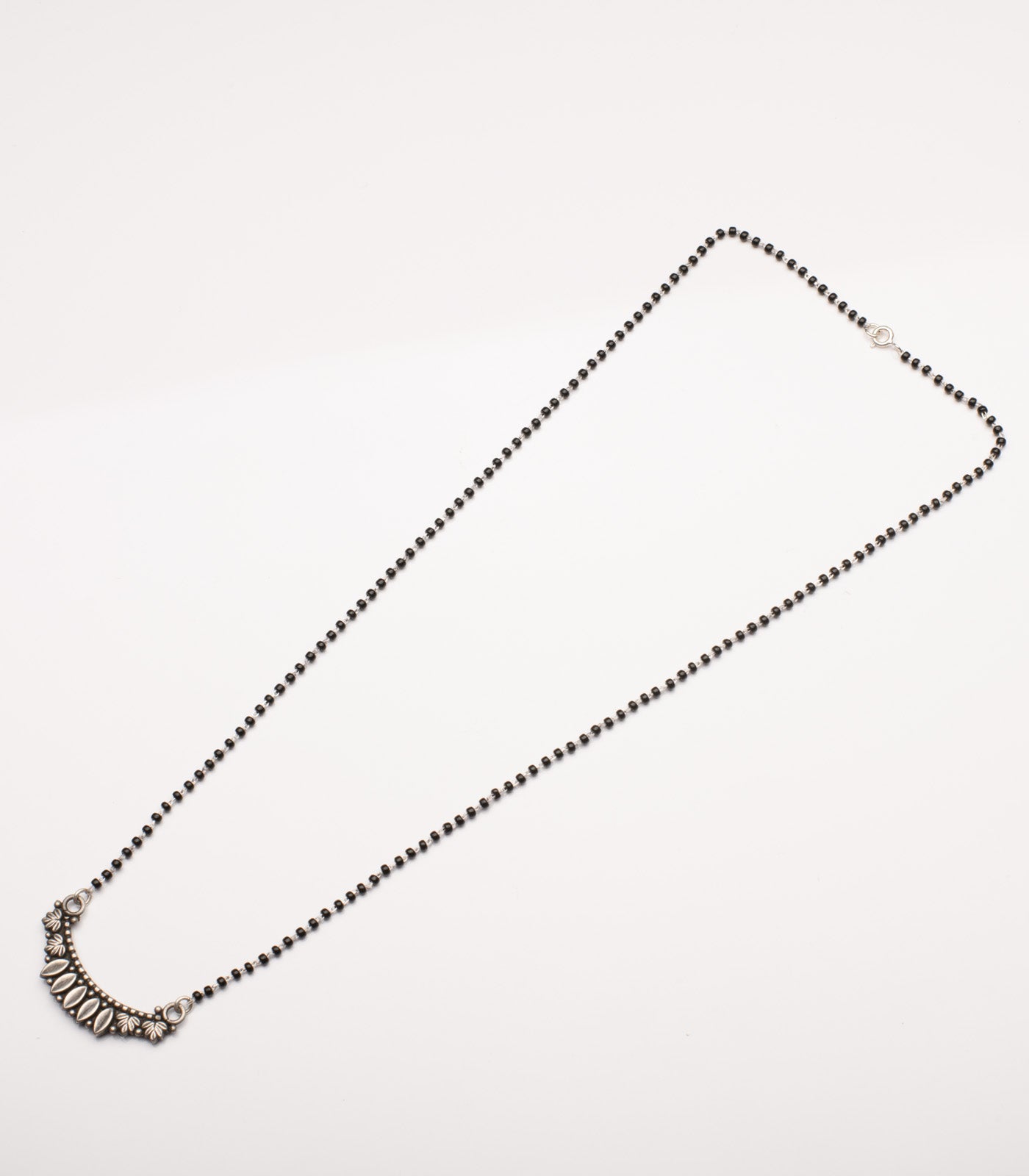 Leafy Stream Antique Mangalsutra Set (Silver)