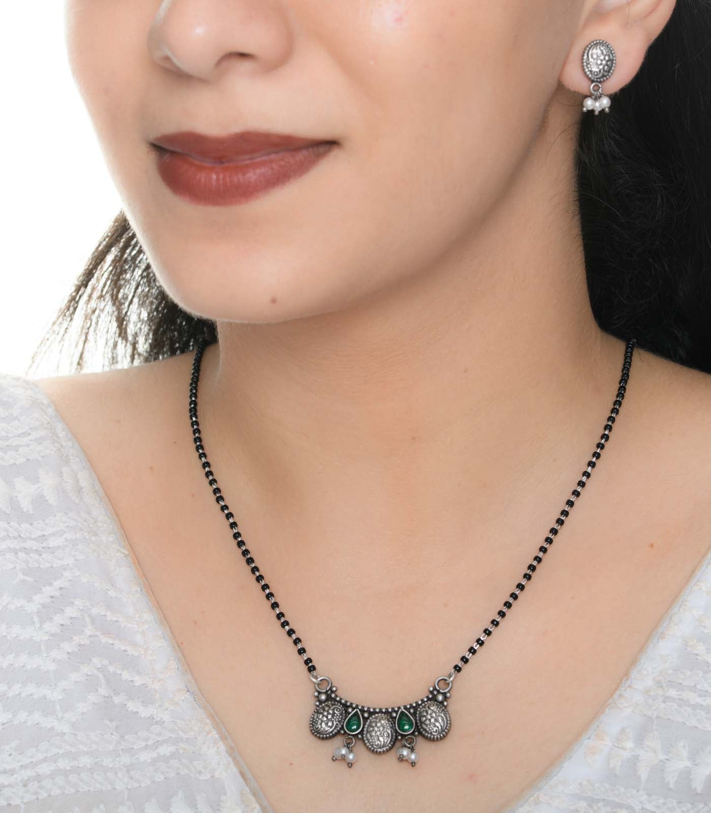 Green Stone Oval Antique Mangalsutra Set (Silver)