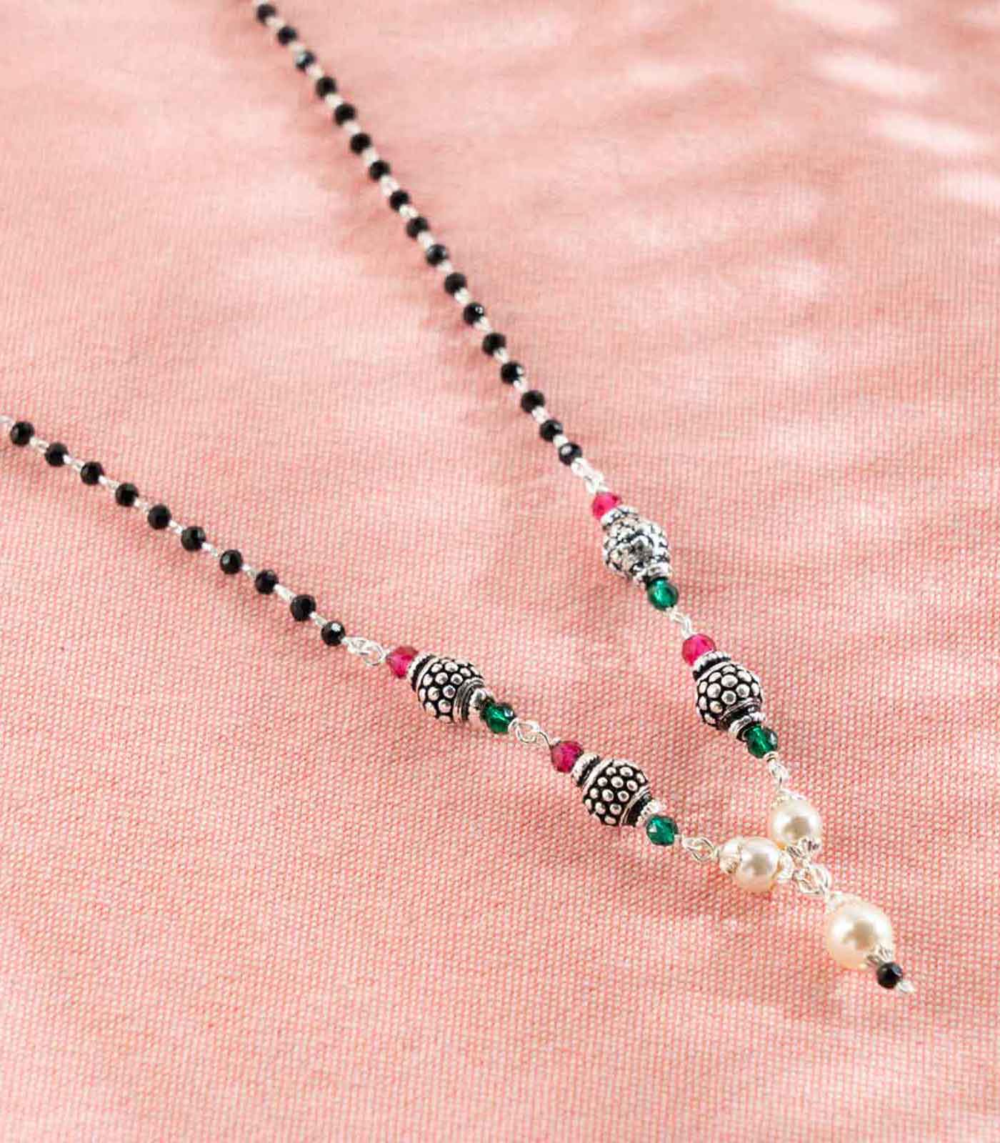 Quadra Orb Pearl Mangalsutra (silver)