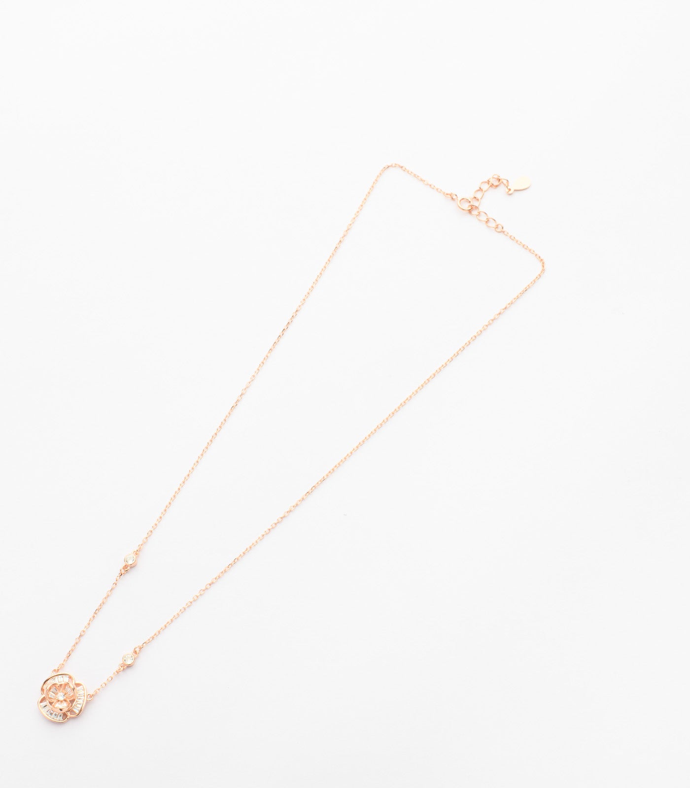 Double Rosette Necklace (Silver)