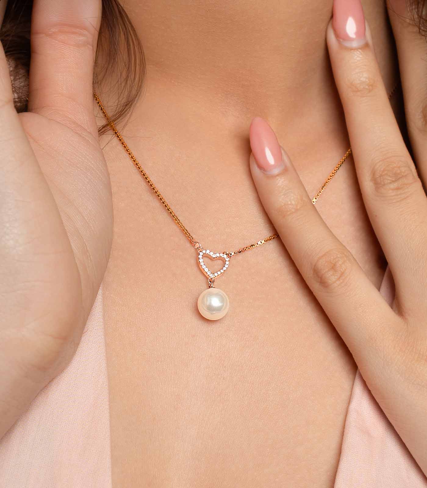 Dazzling Heart Pearl Necklace (Silver)