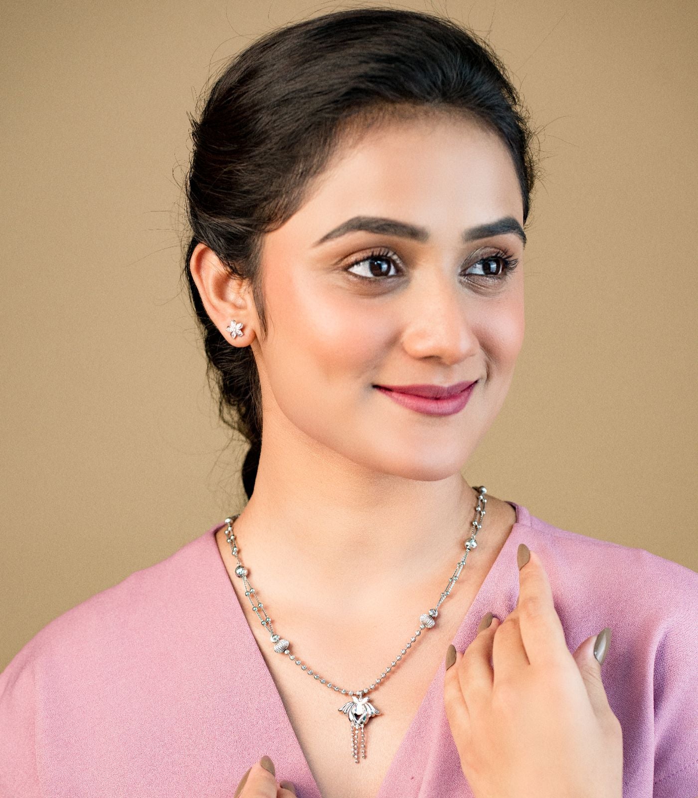 Stunning Charm Necklace (Silver)