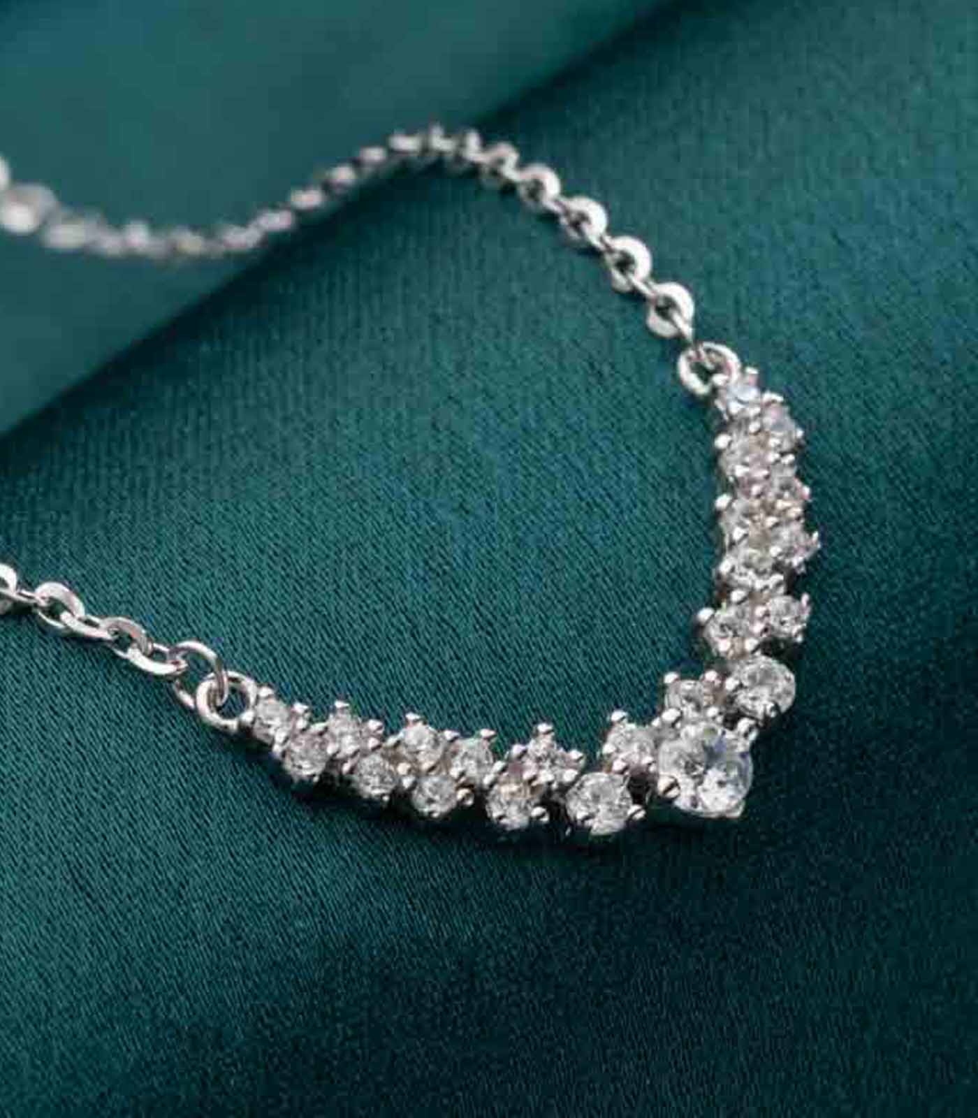 Classic Necklace (Silver)
