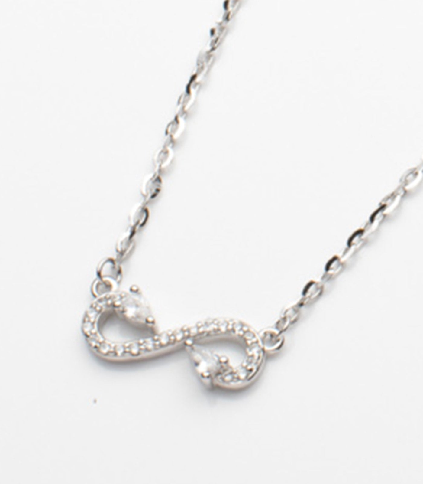 Infinity Necklace (Silver)
