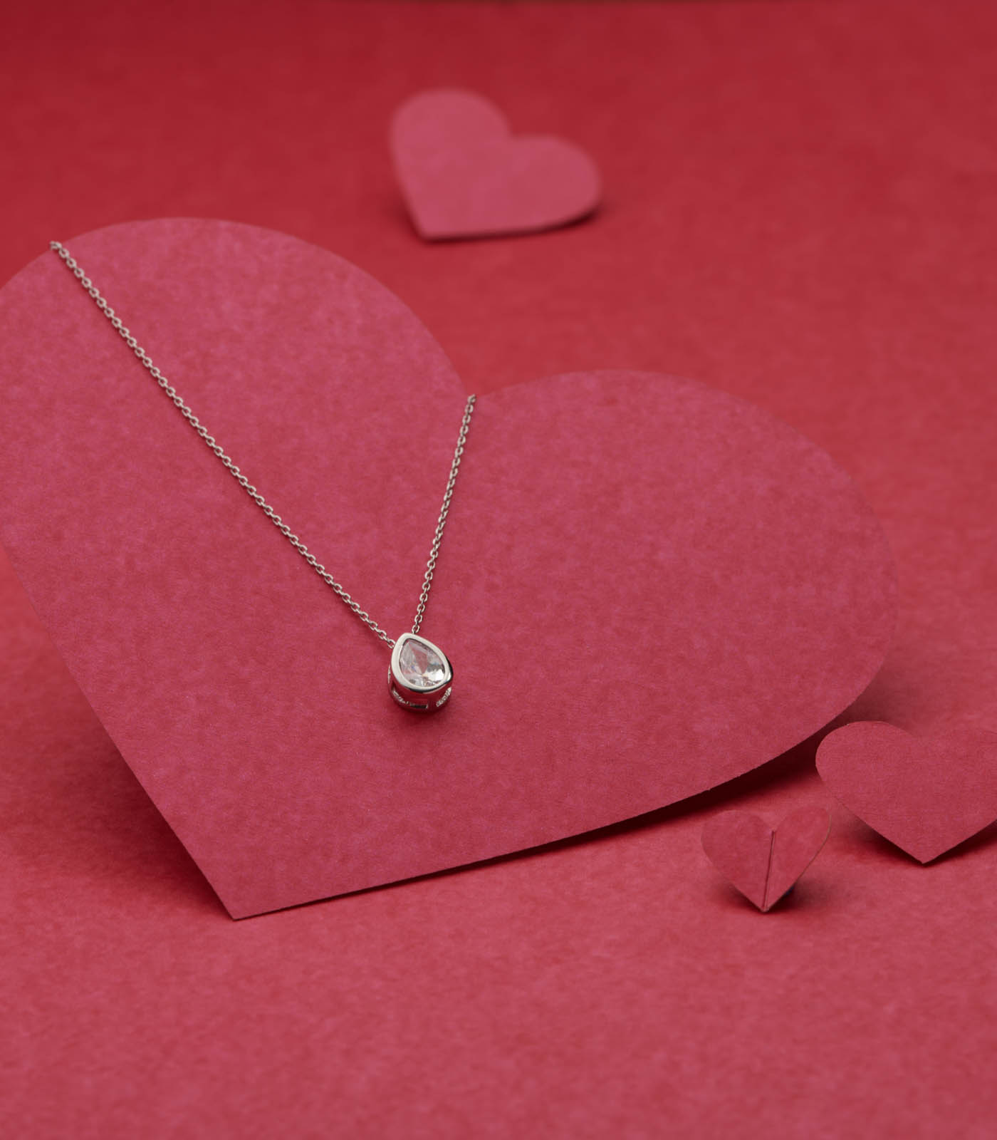 Drop Of Love Necklace (Silver)