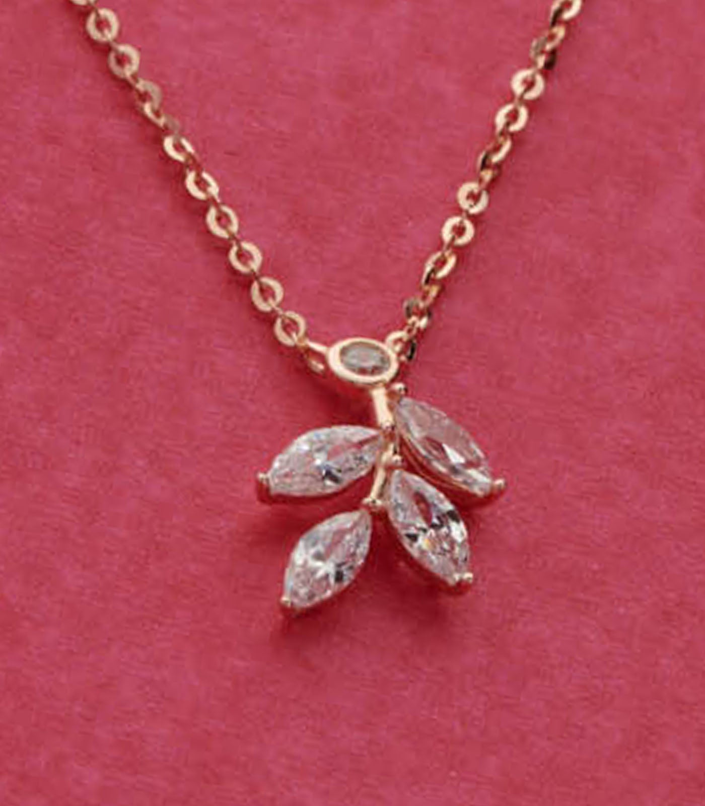 Gold Coloured Dangling Leaves Necklace (Silver)