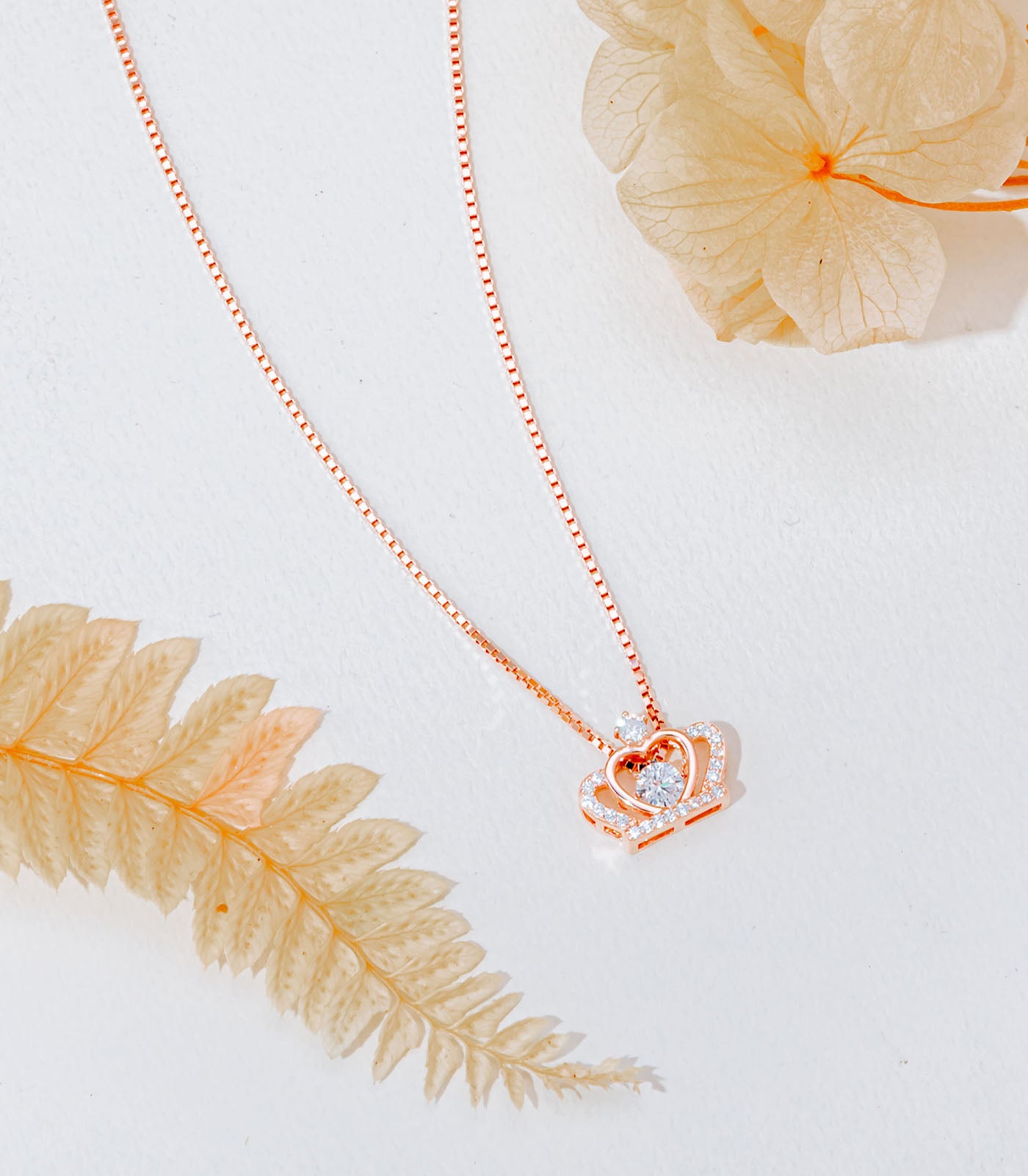 Rose Gold Crown Shaped Necklace (Silver)