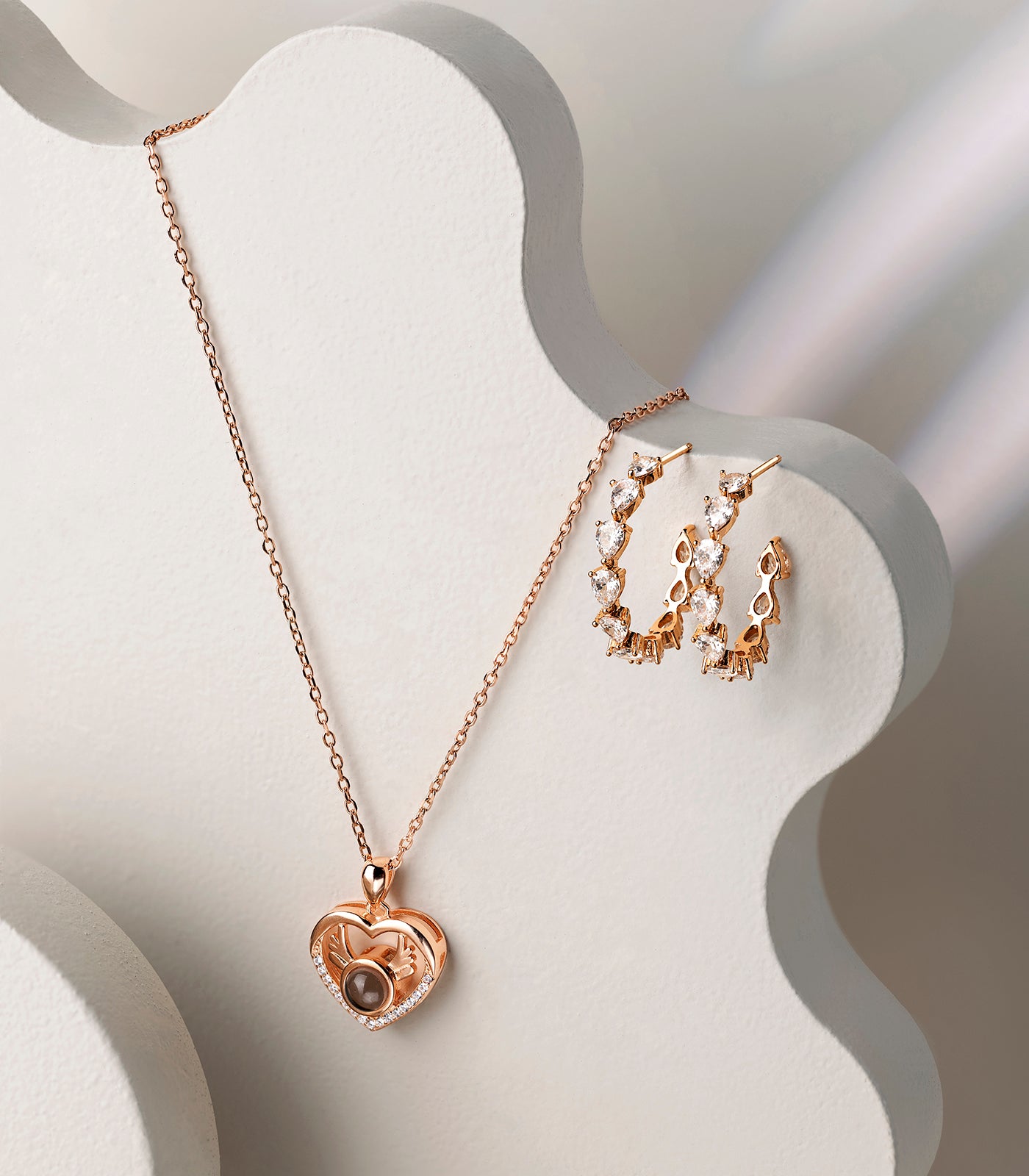Graceful Heart Necklace Set (Silver)