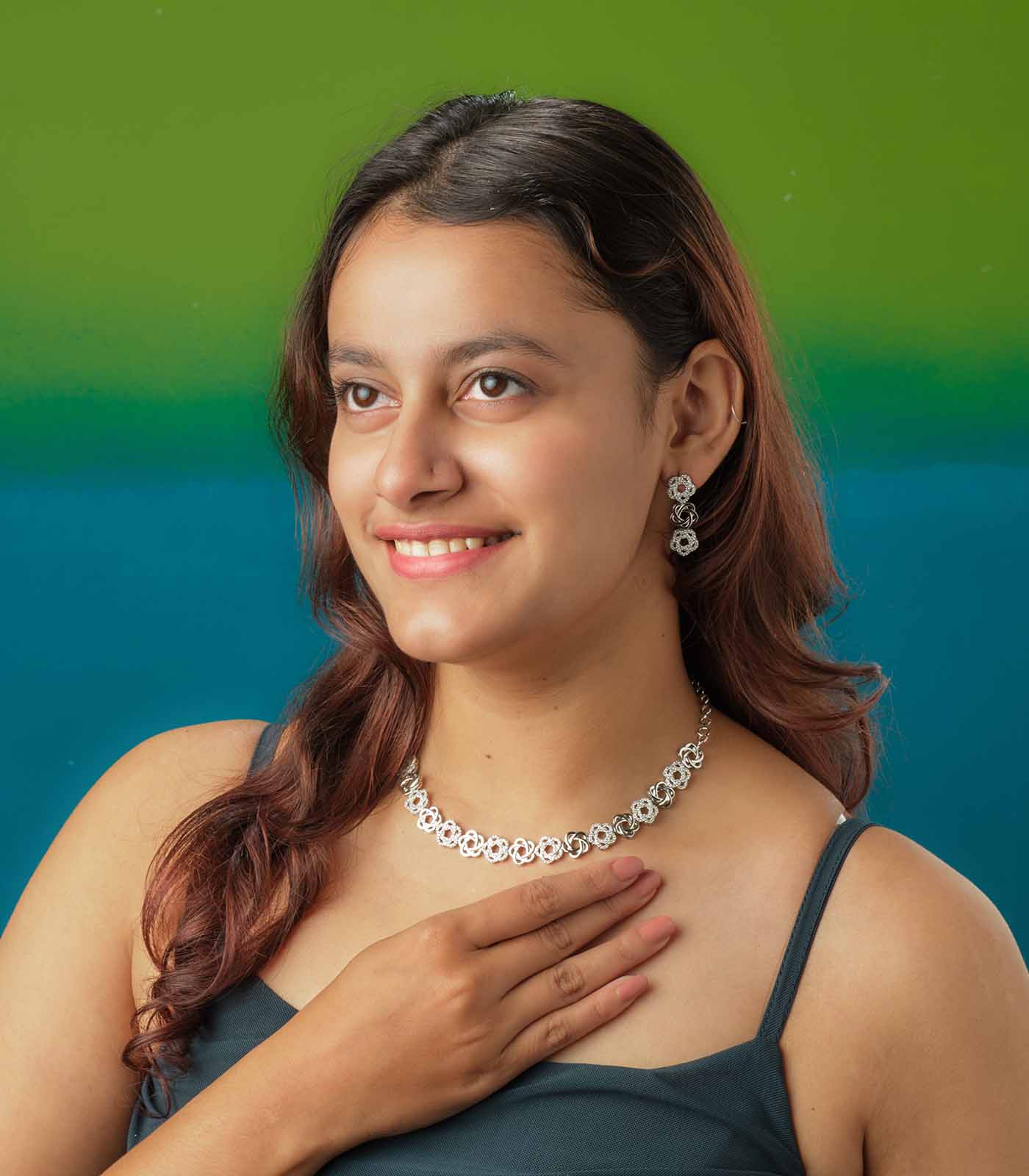 Stream Of Flower Necklace Set (Silver)