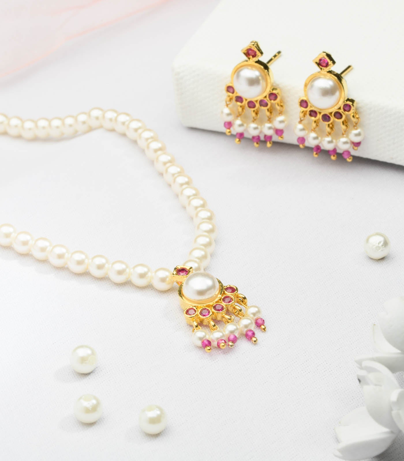Silver Moti Necklace Set