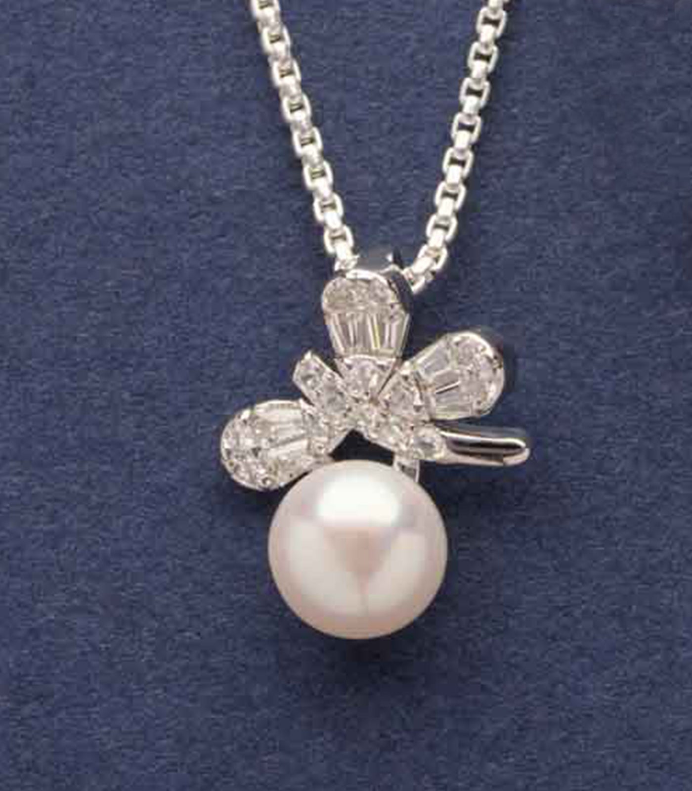 Daisy Pearl Necklace Set (Silver)