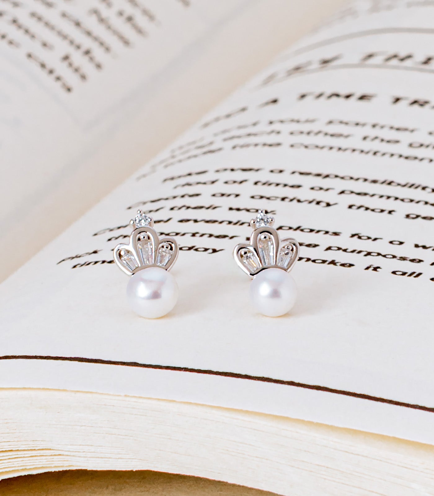 Pearl Crown Tops (Silver)