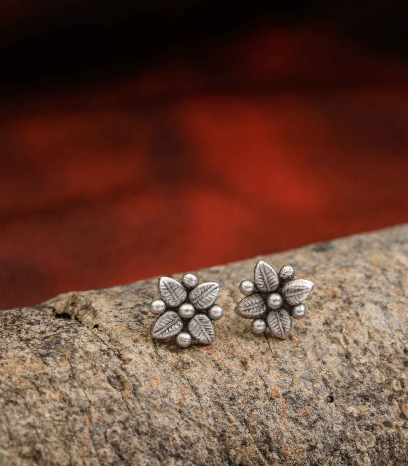 Antique Oxidised Tops (Silver)