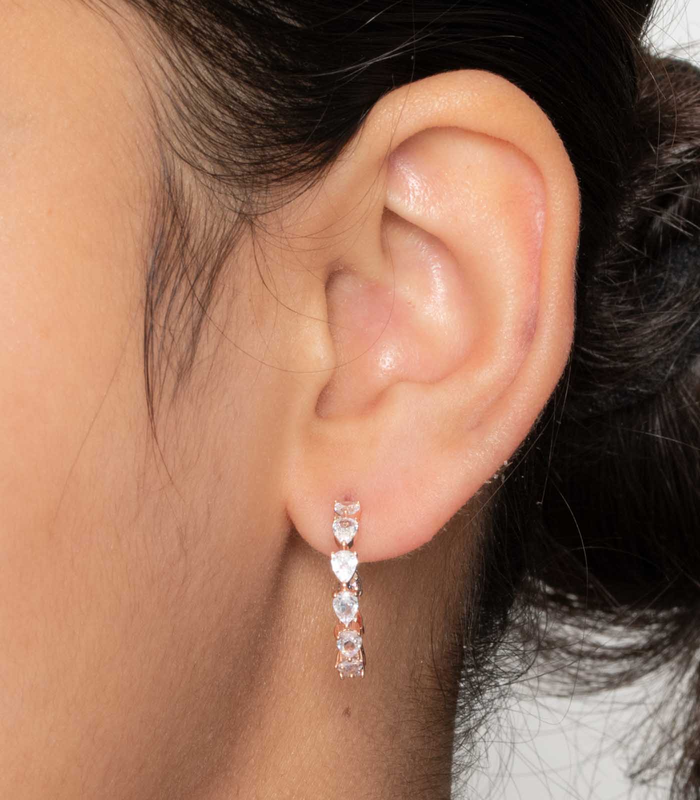 Garland Of Stones Gold Colour Ear Rings (Silver)