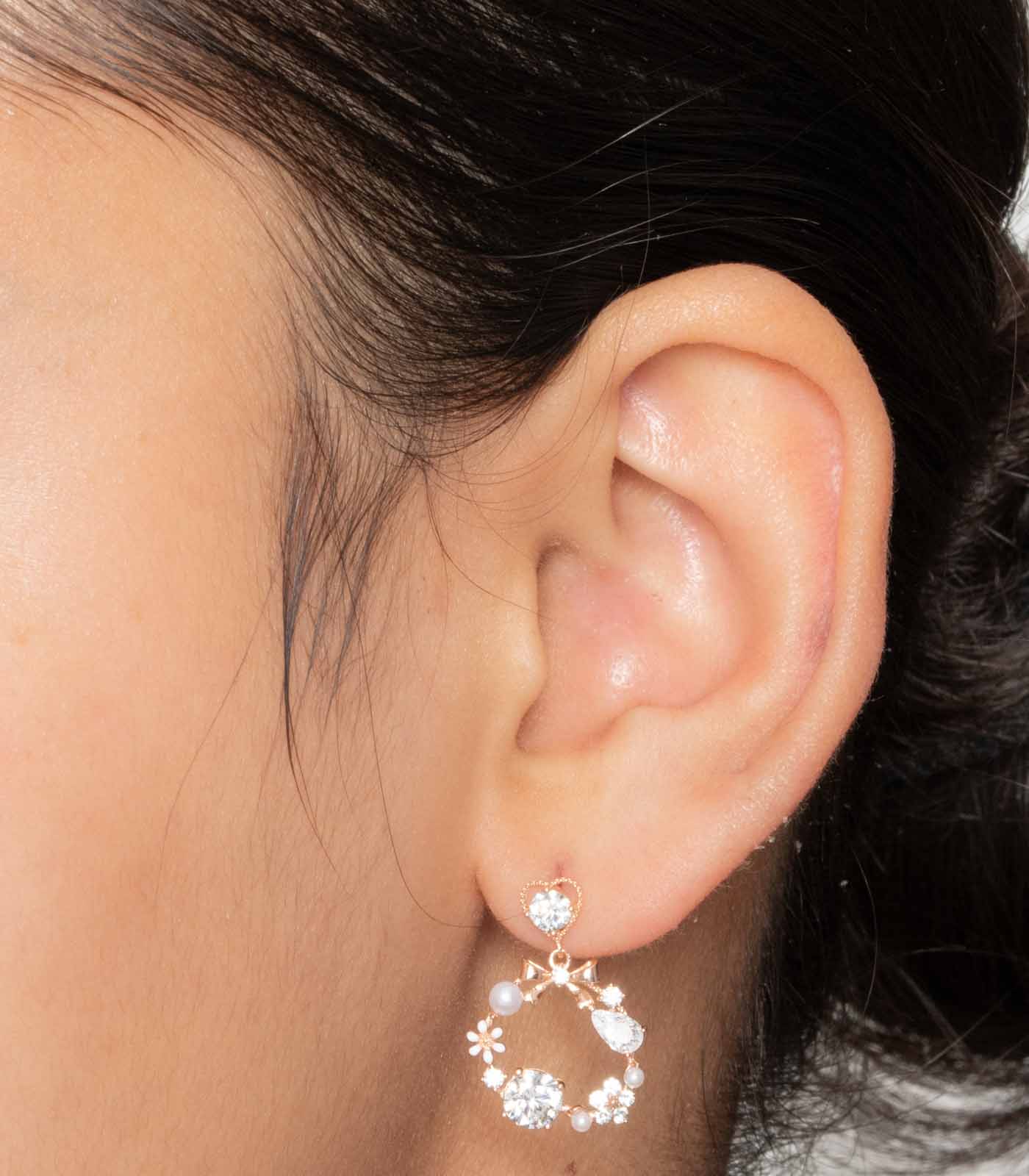 Bow And Kudi Earrings (Silver)