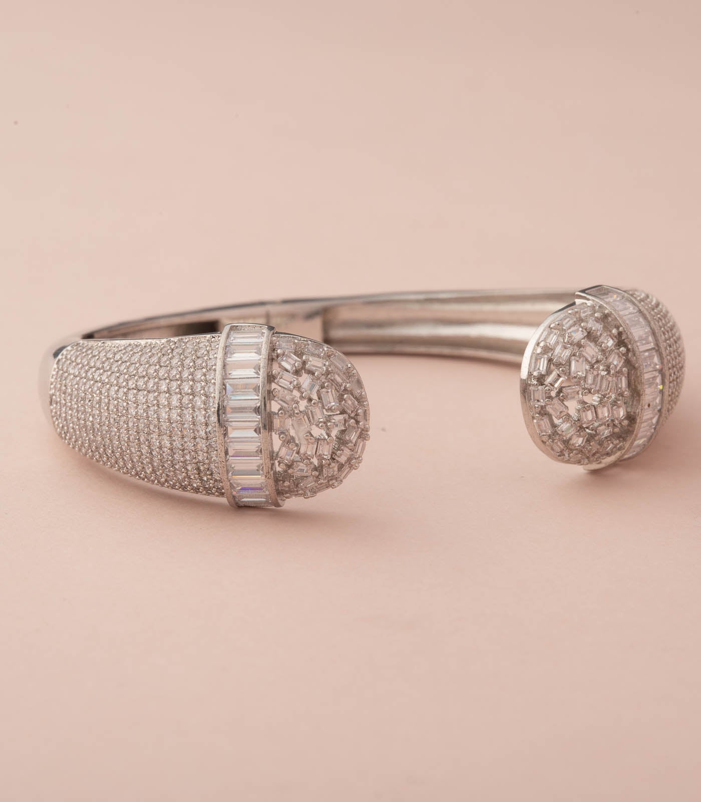 Fiona Twist Bracelet (Brass)